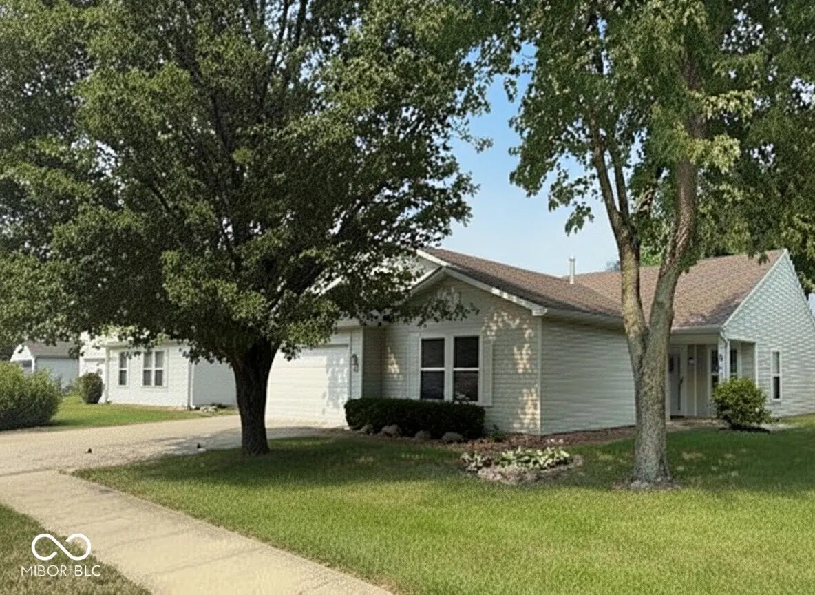 6816 Minnow Drive, Indianapolis