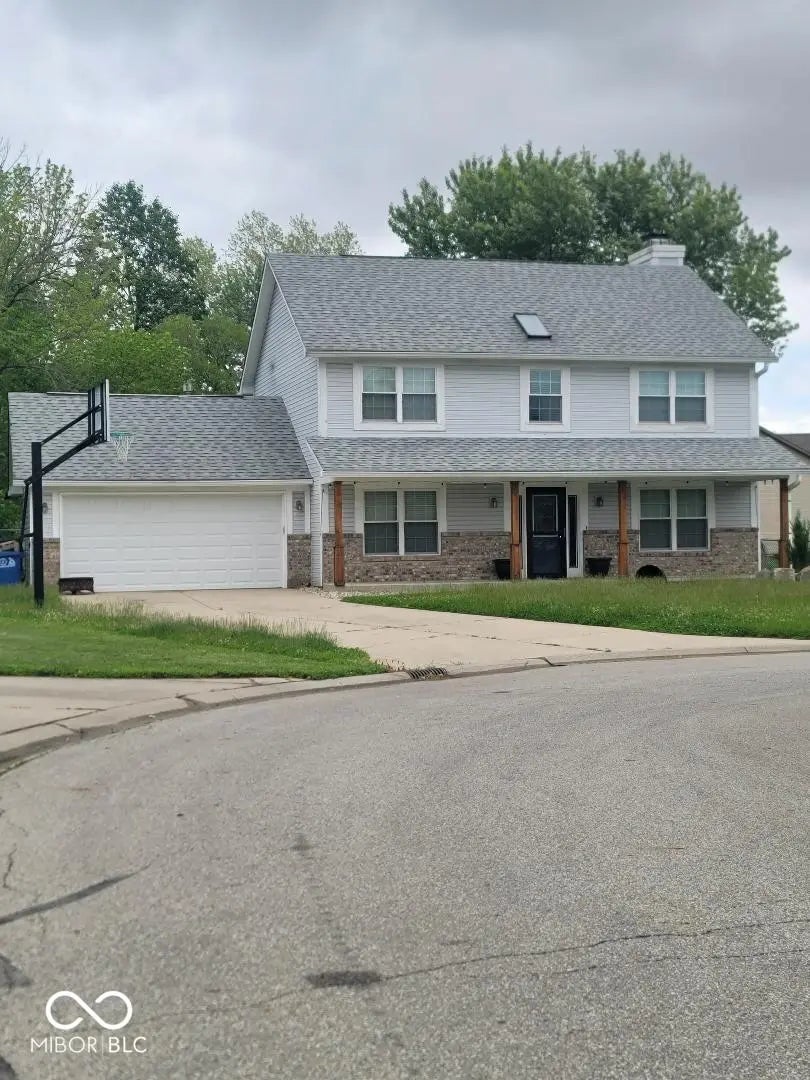 922 Eagle Brook Drive, Shelbyville