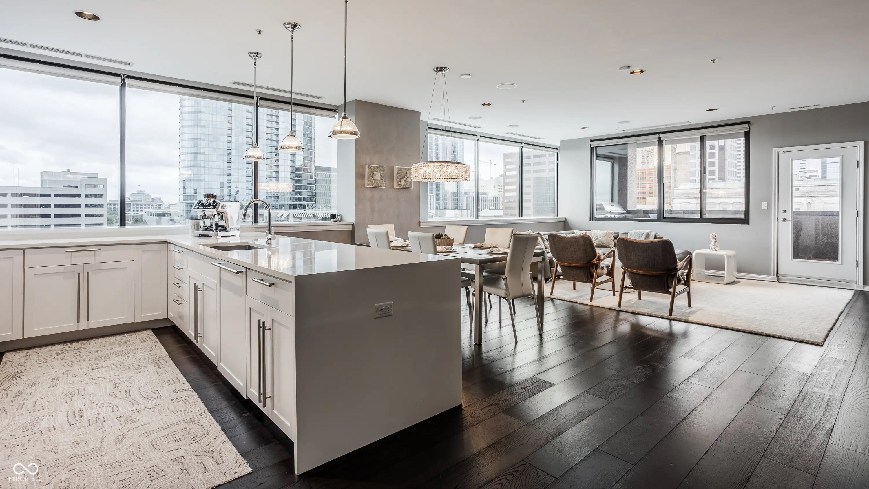 Photo of 225 N New Jersey Street 52 Indianapolis, IN 46204
