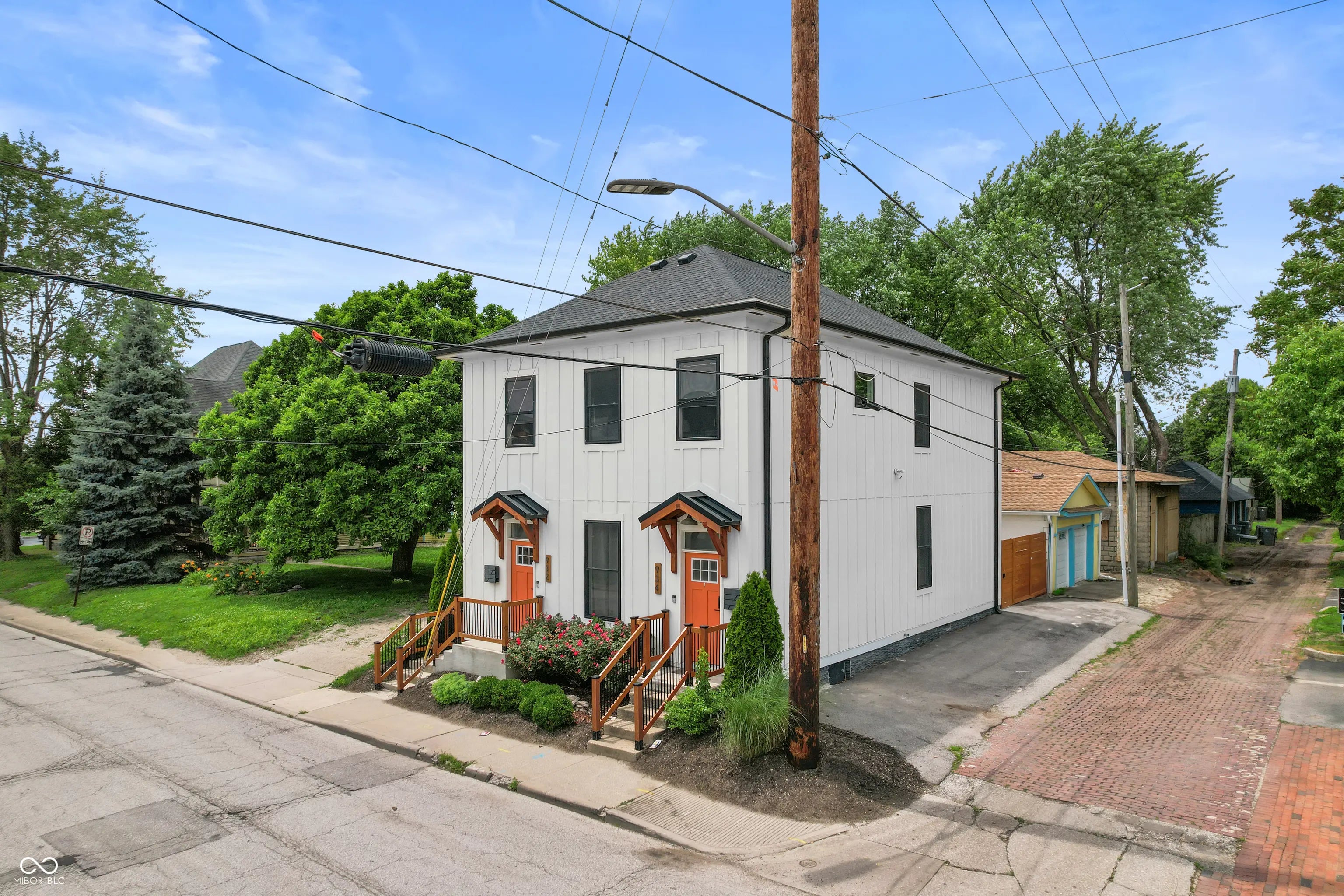 934 Calvary Street MLS 22046383 Fletcher Etal photo 2