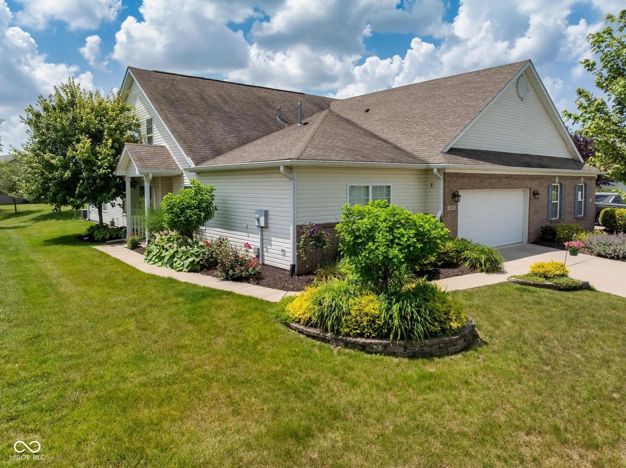 1201 Fantail Drive, Greenwood