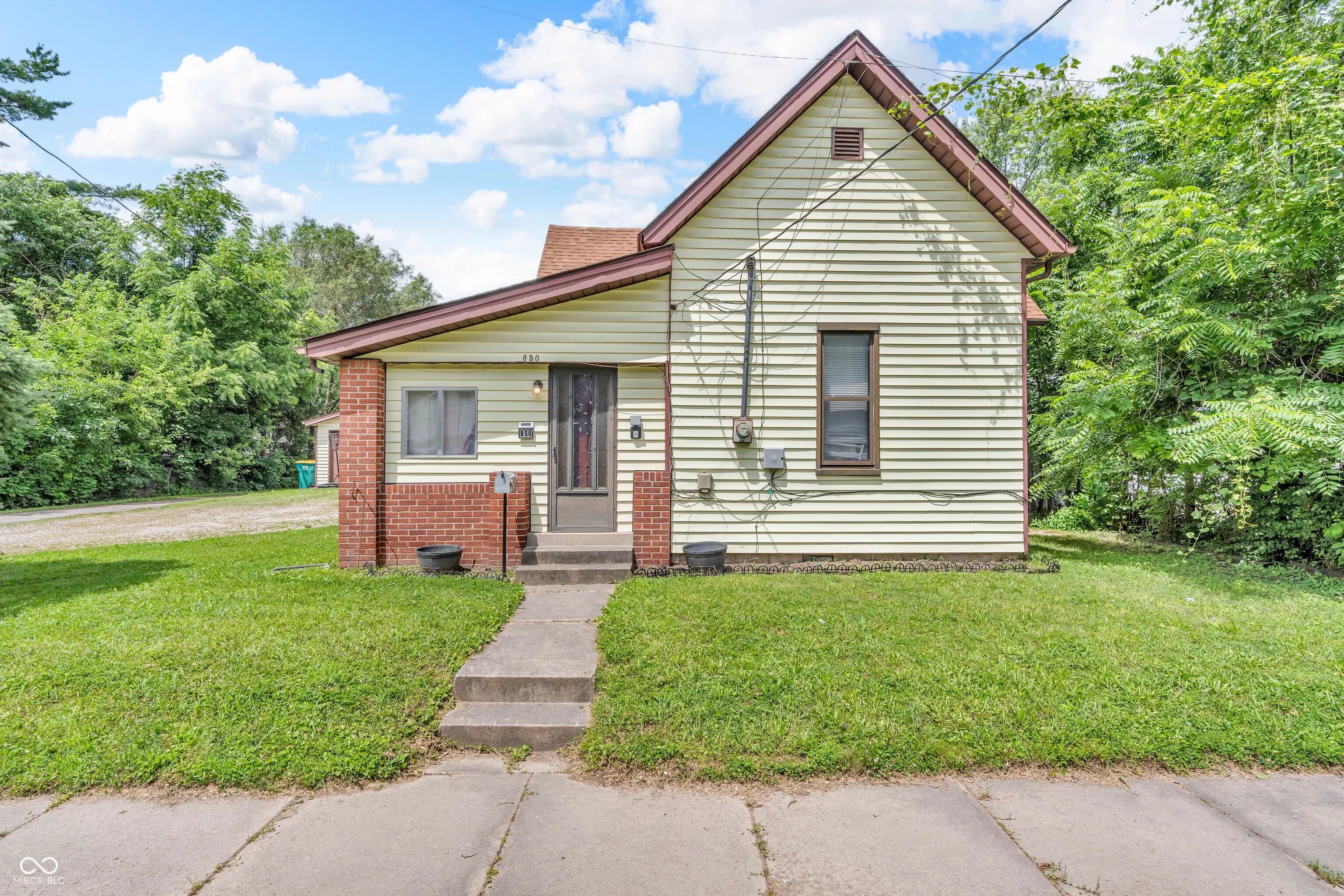 850 Duane Street, Franklin