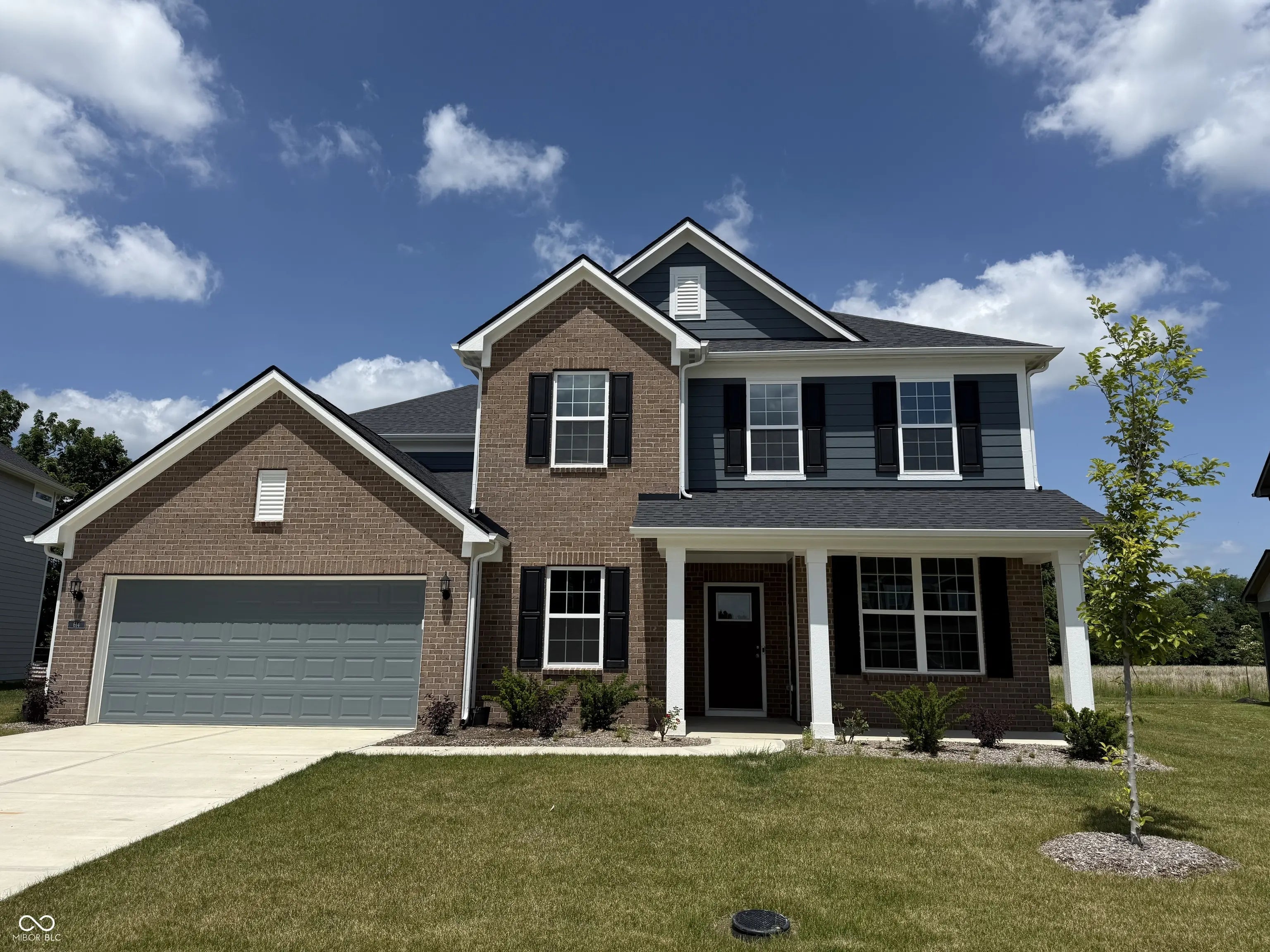 614 Corbin Way, Avon