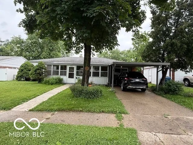 Photo of 7918 Bonita Court Indianapolis, IN 46219