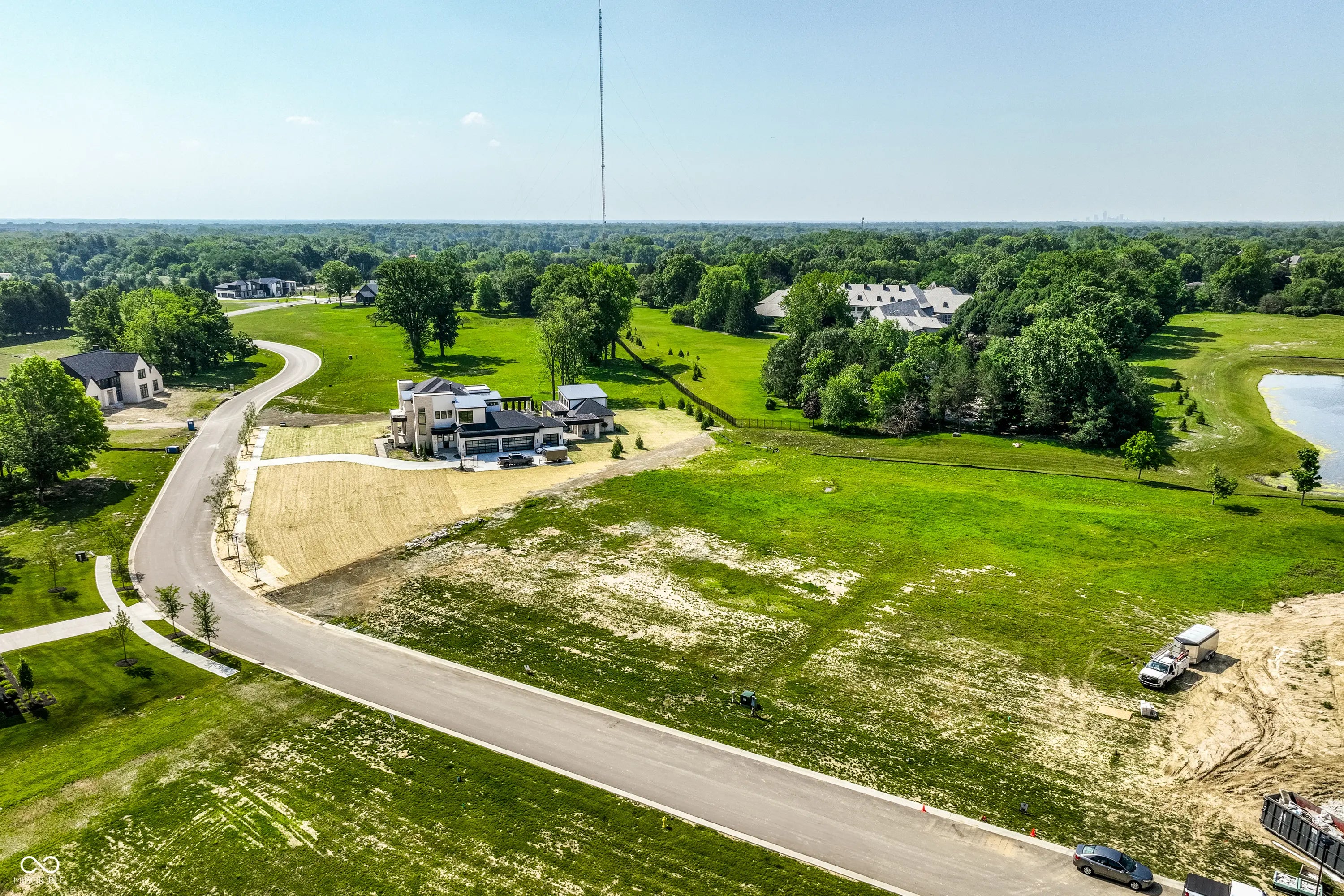 1611 Asherwood Lane MLS 22046675 Asherwood photo 2