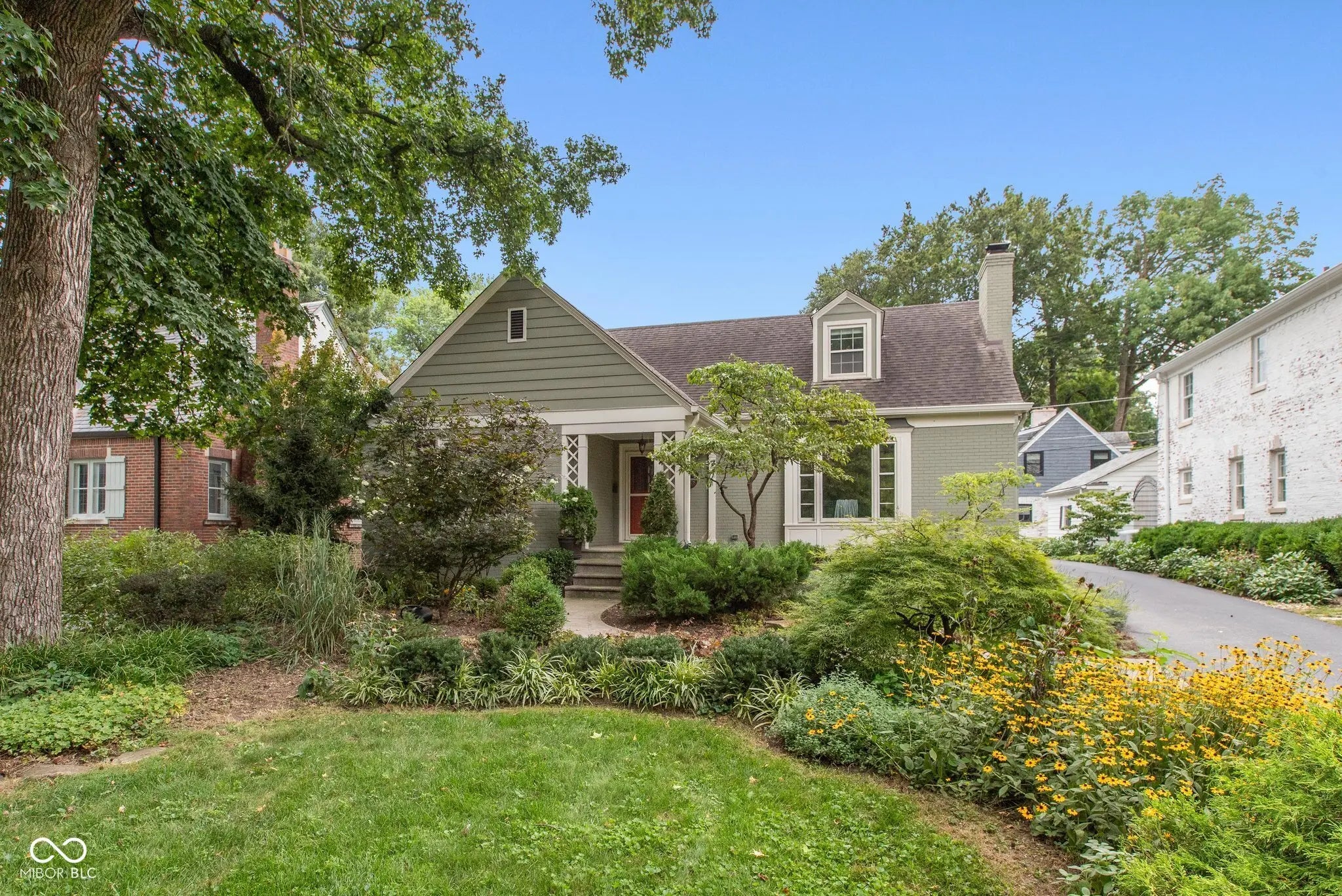 909 E 58th Street, Indianapolis