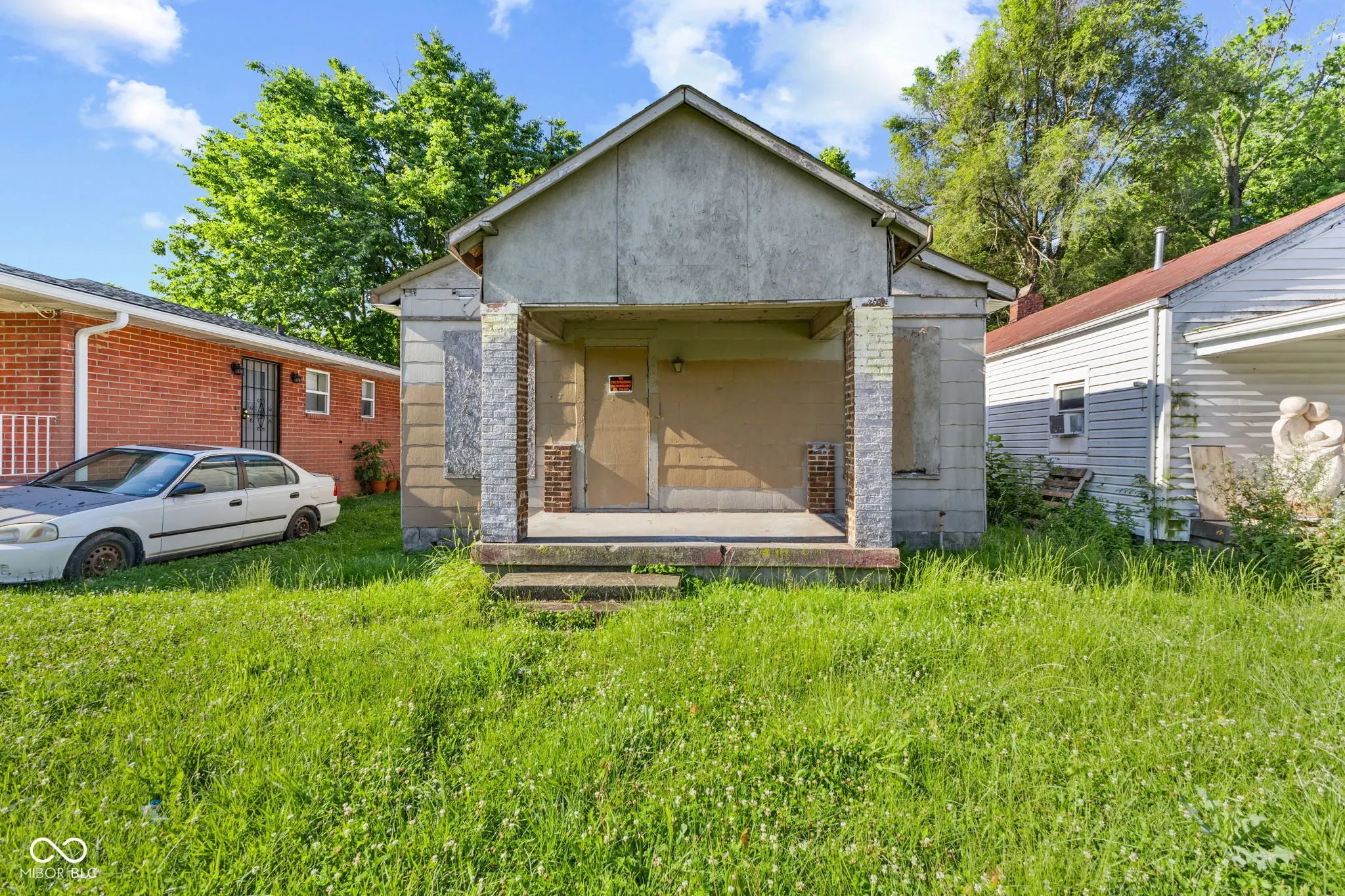 3335 W 9th Street, Indianapolis