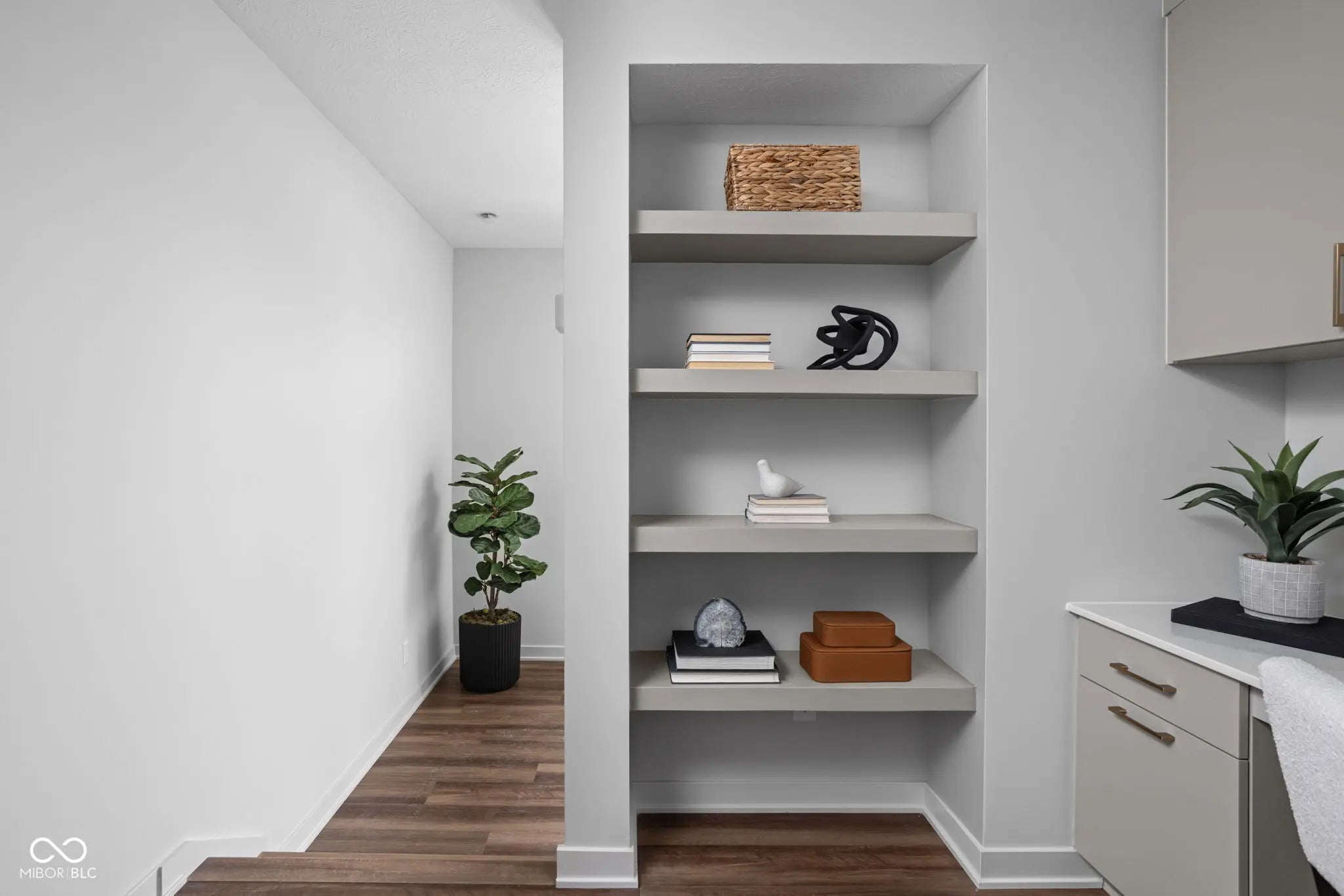 1461 Whistle Way MLS 22046819 Midland photo 3