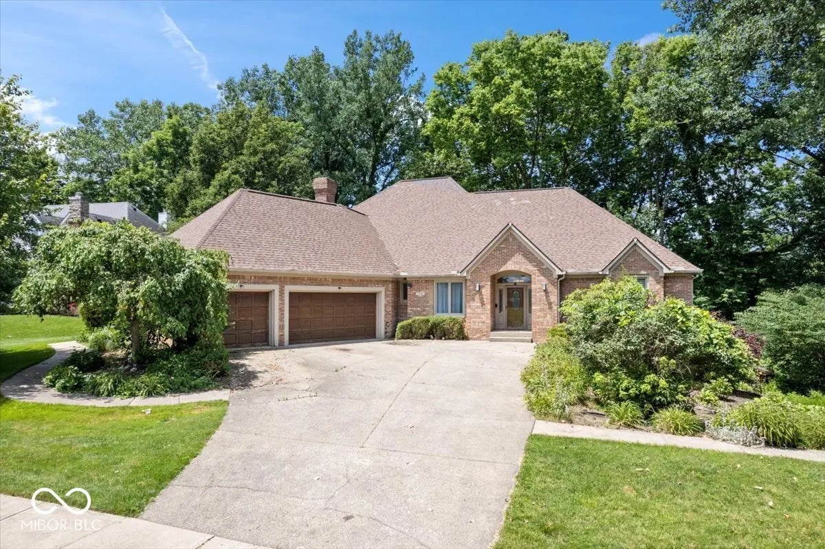 7250 Royal Oakland Drive, Indianapolis