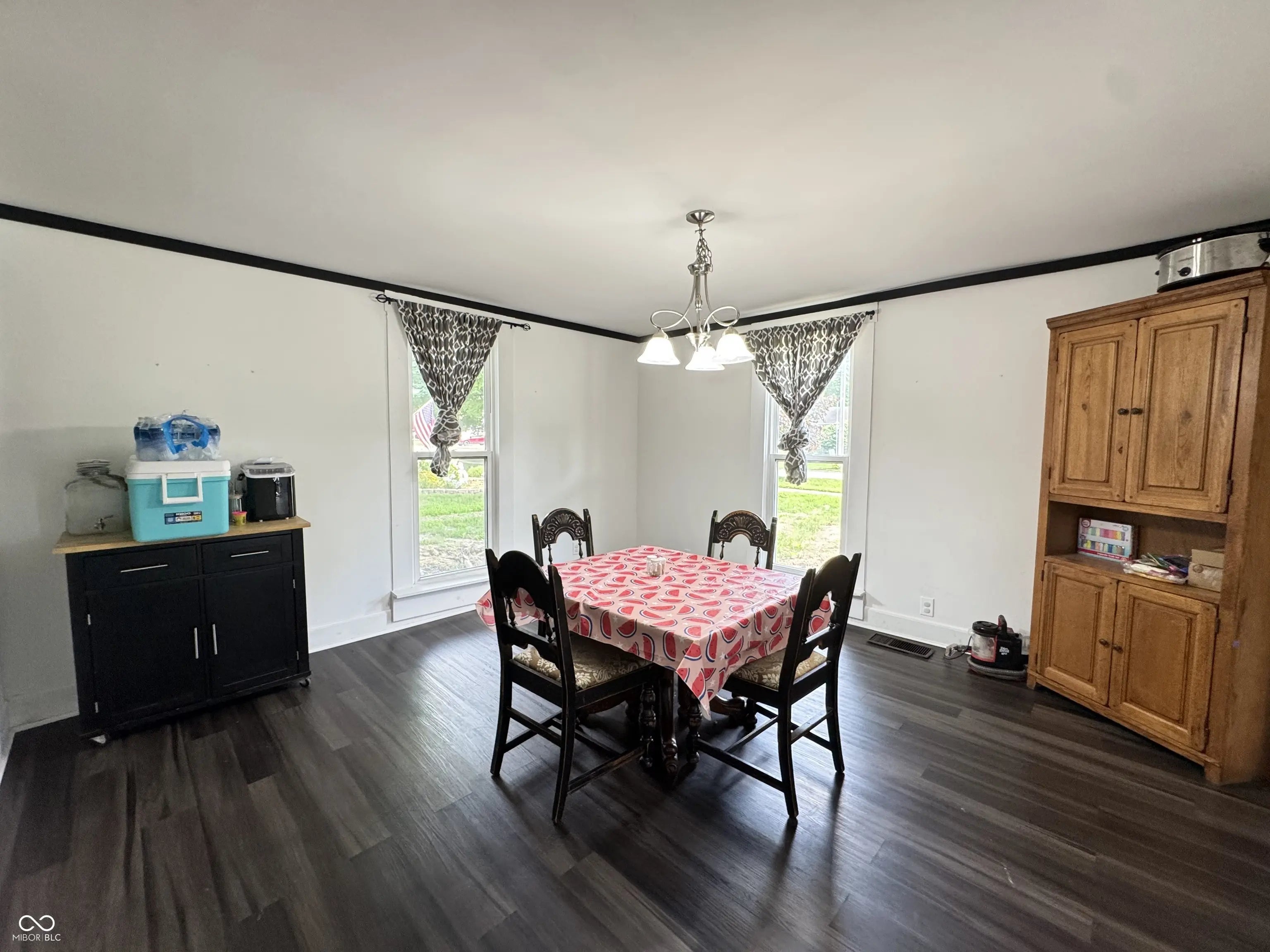 817 Pearl Street MLS 22047148 No Subdivision photo 4