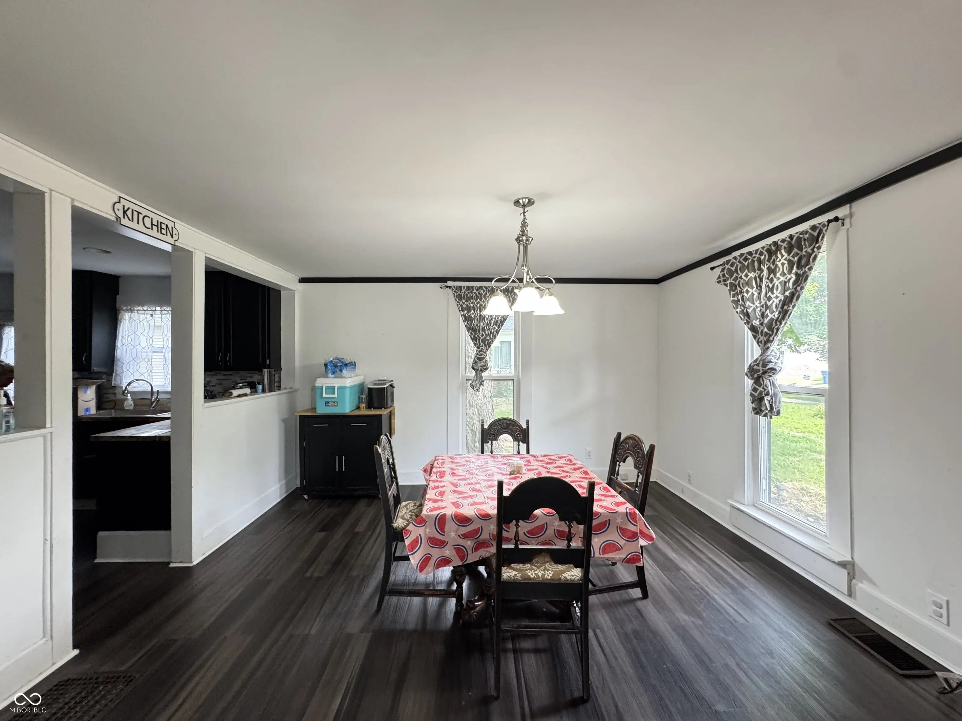 817 Pearl Street MLS 22047148 No Subdivision photo 5