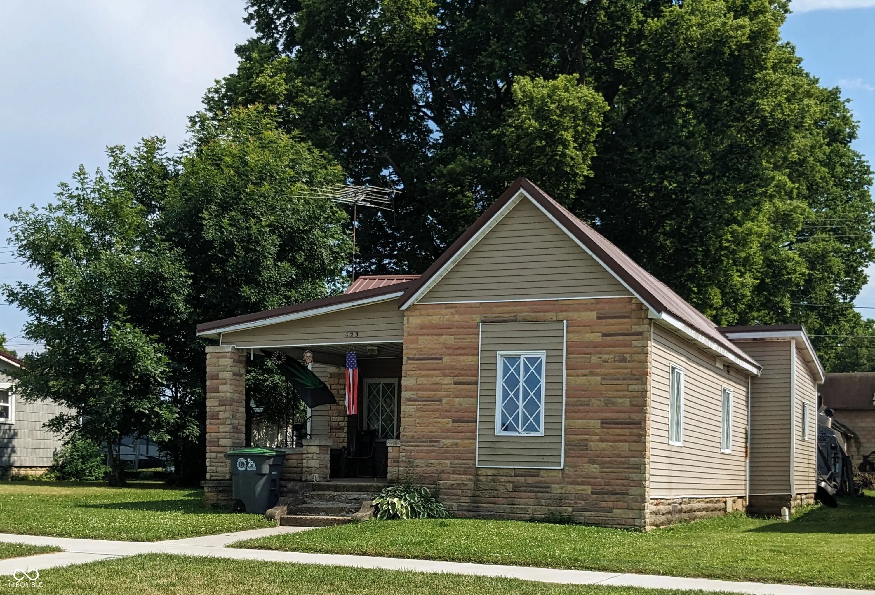 523 E 8th Street, Rushville