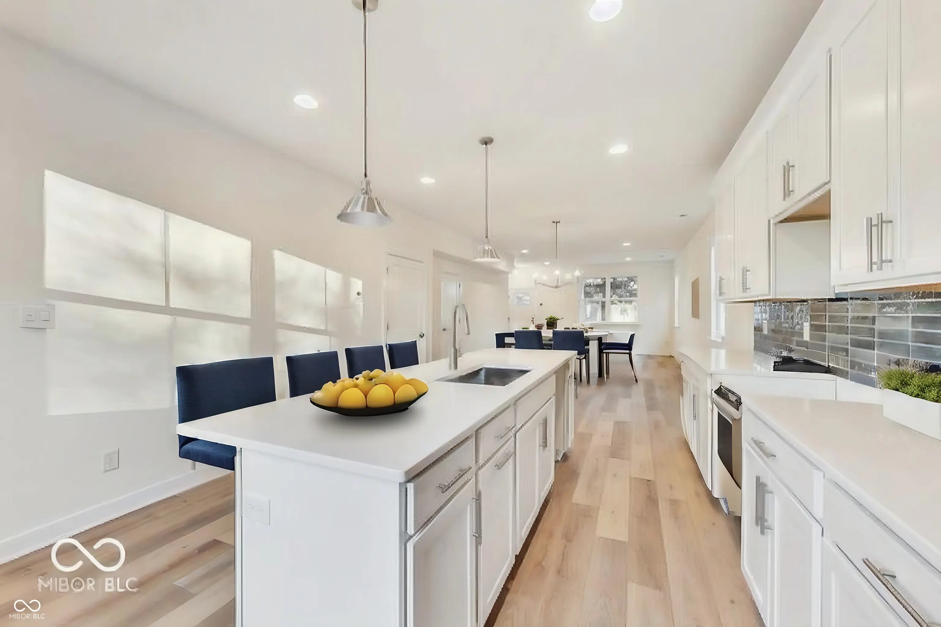 430 N Keystone Avenue MLS 22047347 James Johnsons E Ohio St photo 12