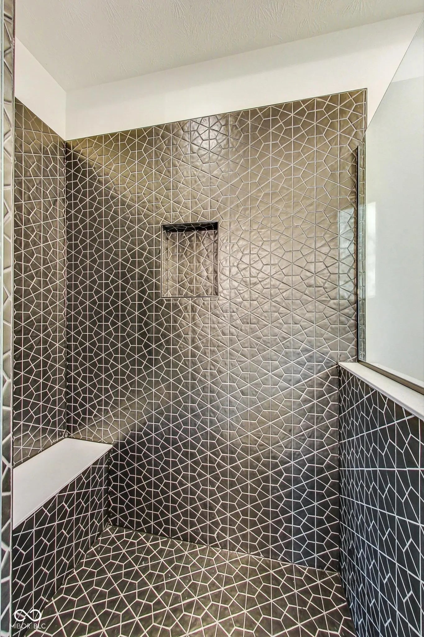 430 N Keystone Avenue MLS 22047347 James Johnsons E Ohio St photo 16