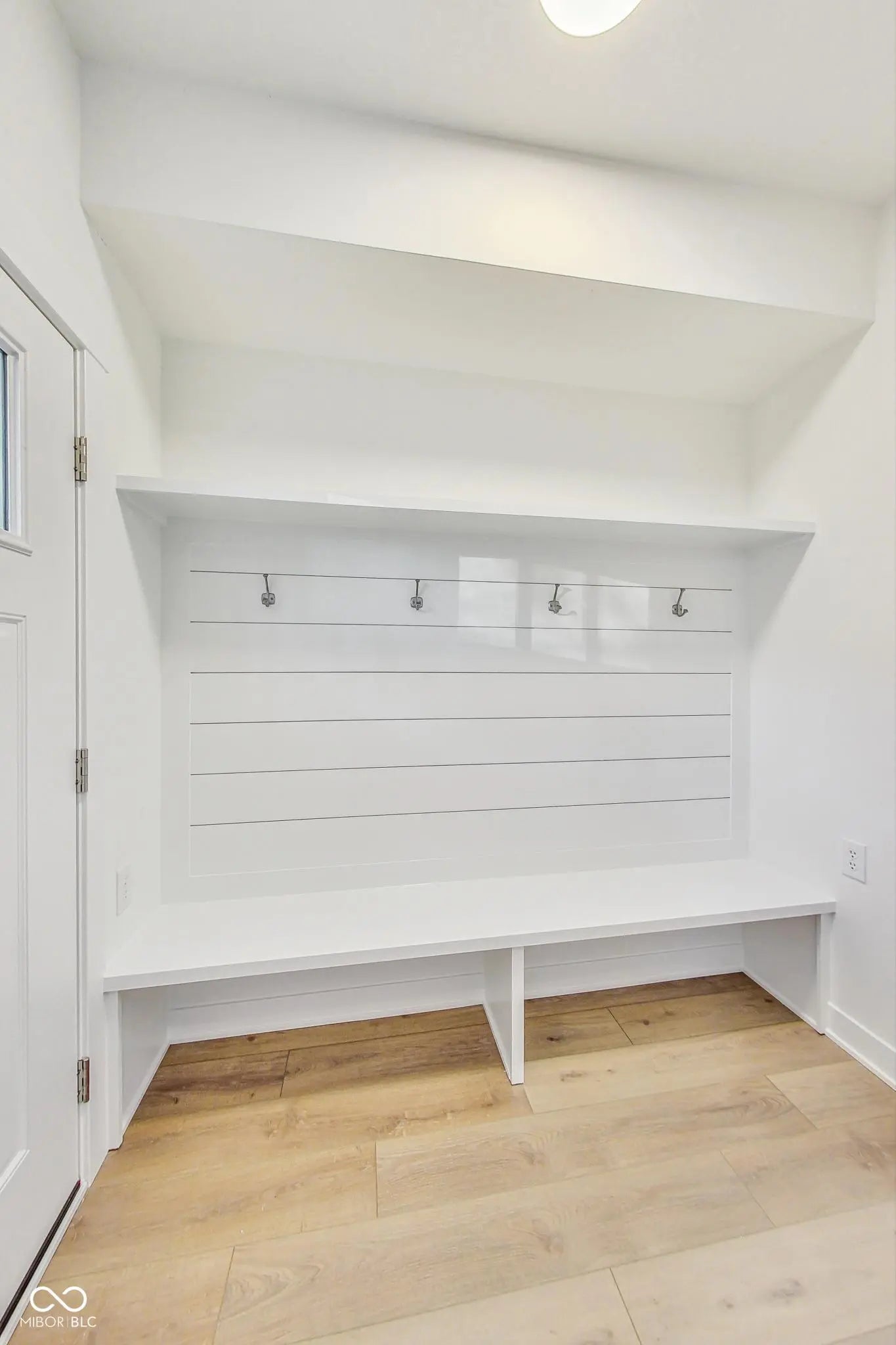 430 N Keystone Avenue MLS 22047347 James Johnsons E Ohio St photo 31