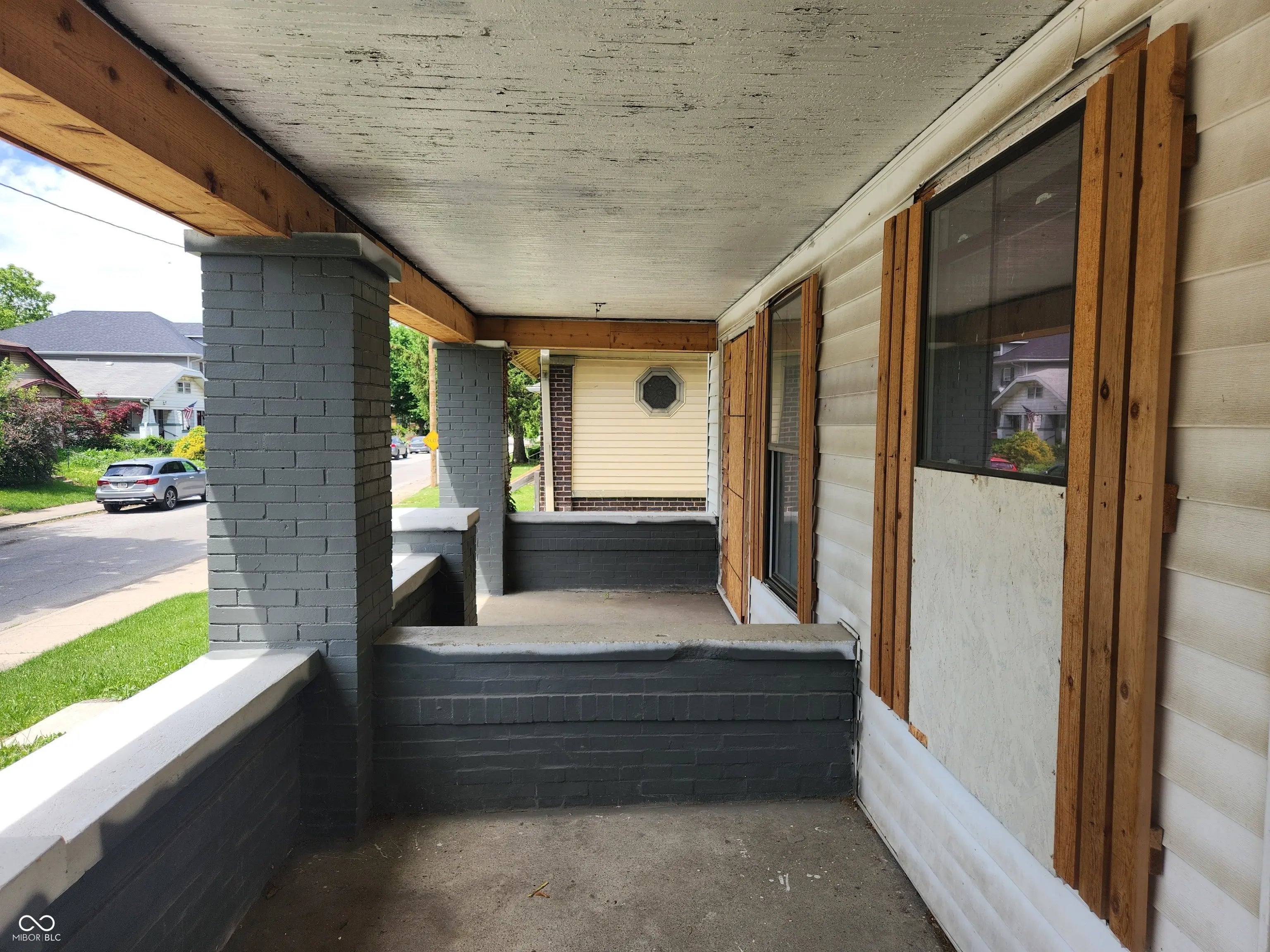 835-837 N Gray Street MLS 22047355 No Subdivision photo 3