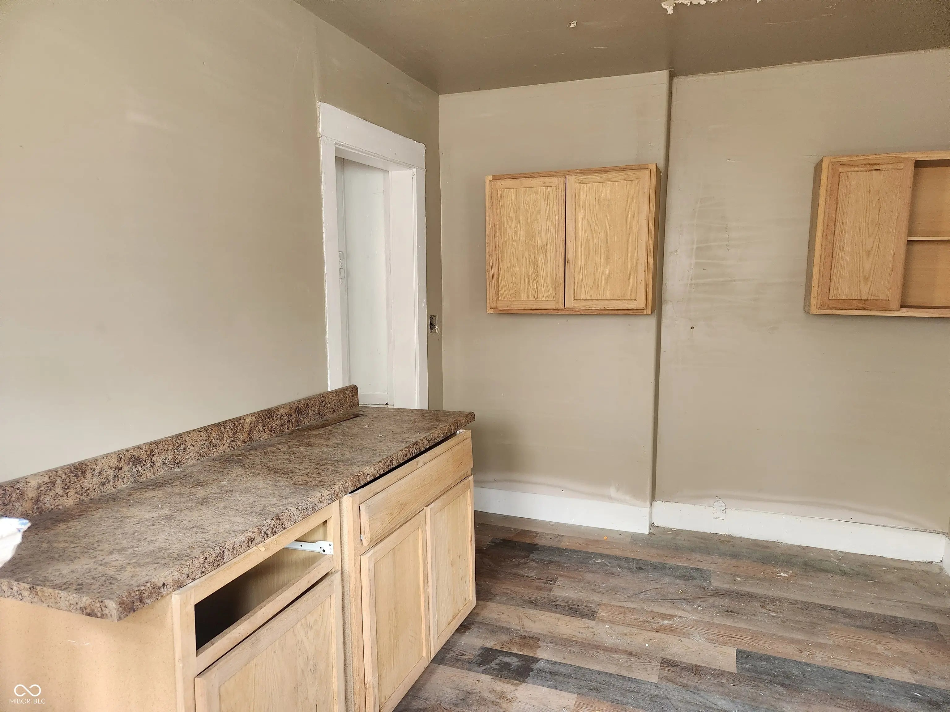 835-837 N Gray Street MLS 22047355 No Subdivision photo 9