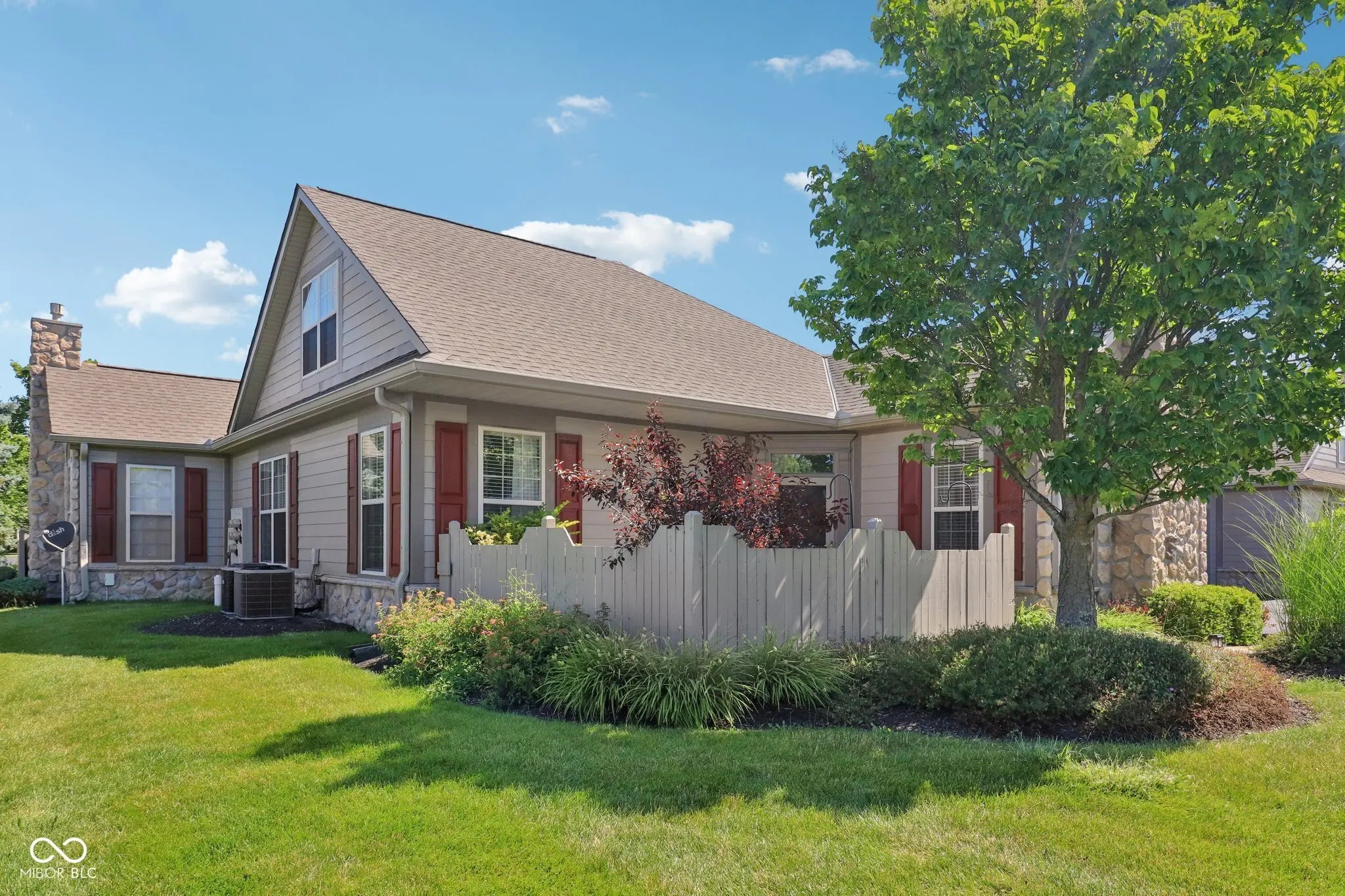 Photo of 16636 Brownstone Court Westfield, IN 46074