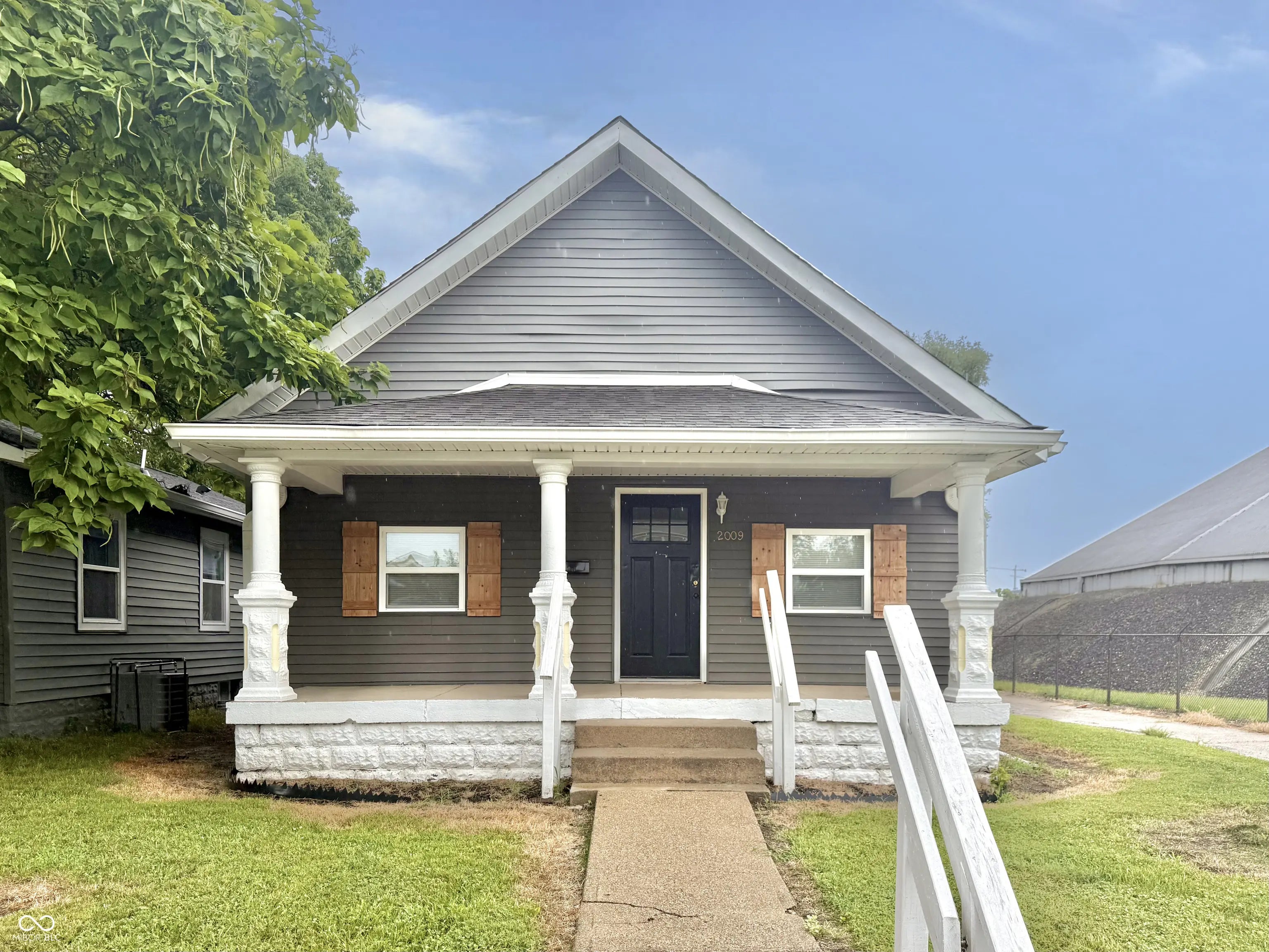 2009 Gent Avenue, Indianapolis