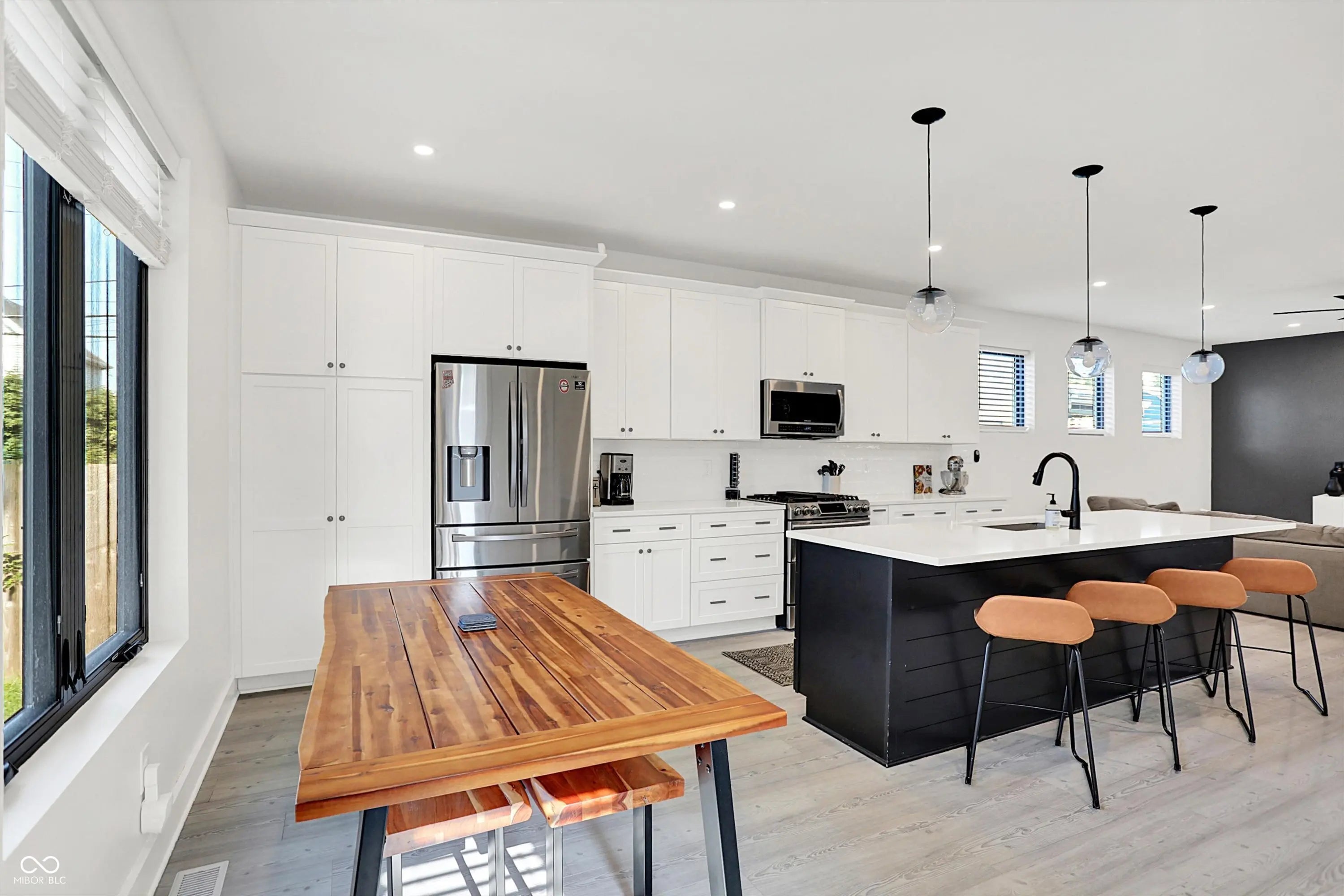 1405 E Vermont Street MLS 22047693 Arsenal Park photo 10