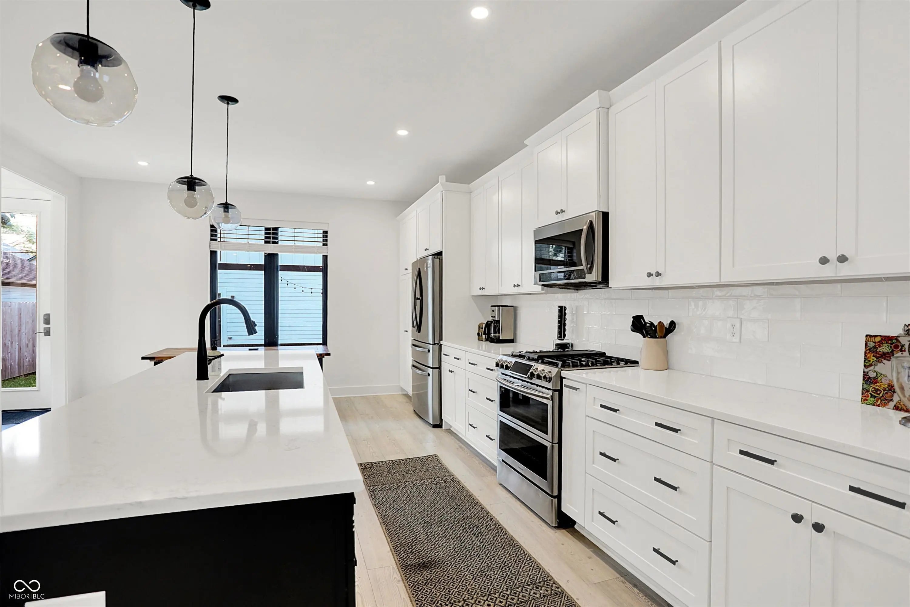 1405 E Vermont Street MLS 22047693 Arsenal Park photo 12