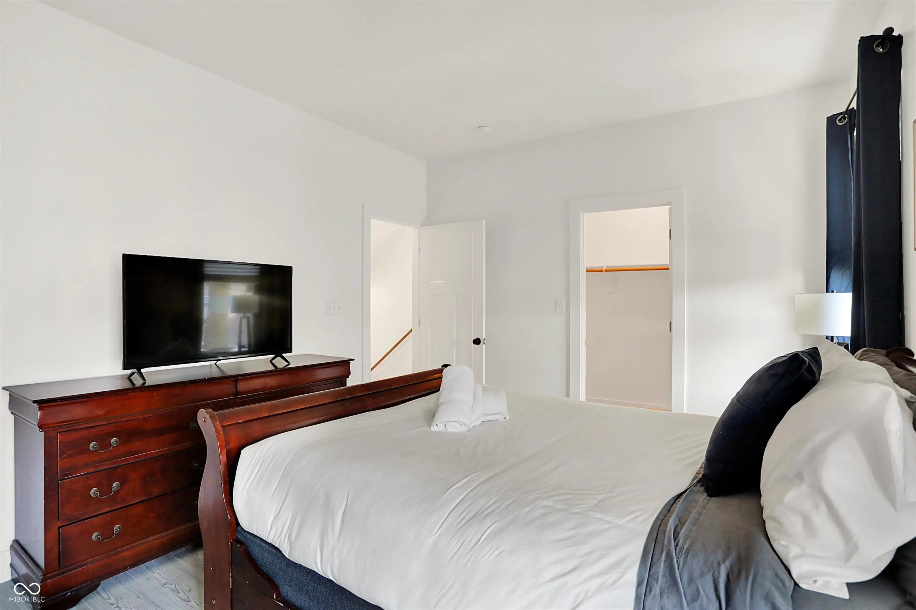 1405 E Vermont Street MLS 22047693 Arsenal Park photo 18