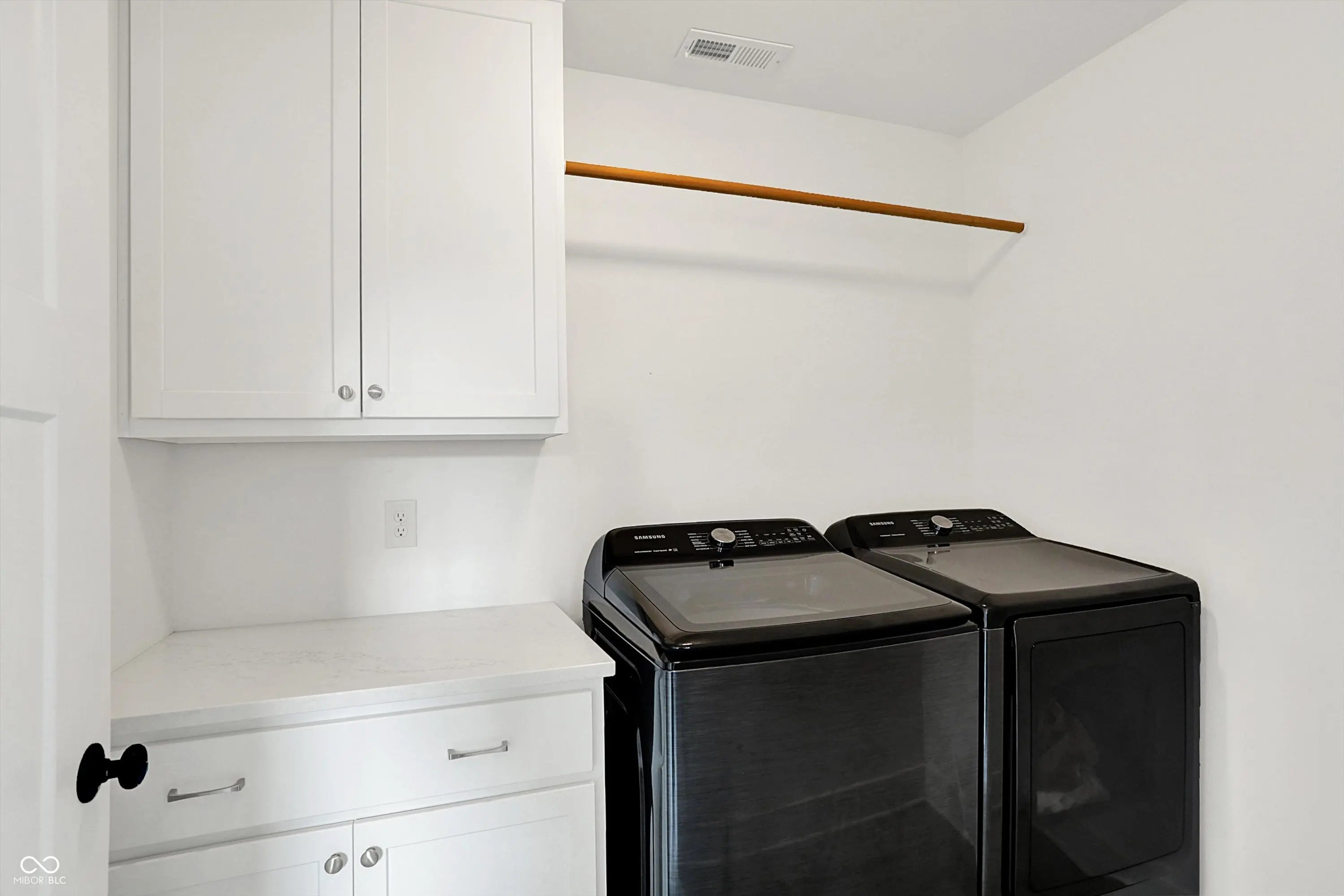 1405 E Vermont Street MLS 22047693 Arsenal Park photo 25