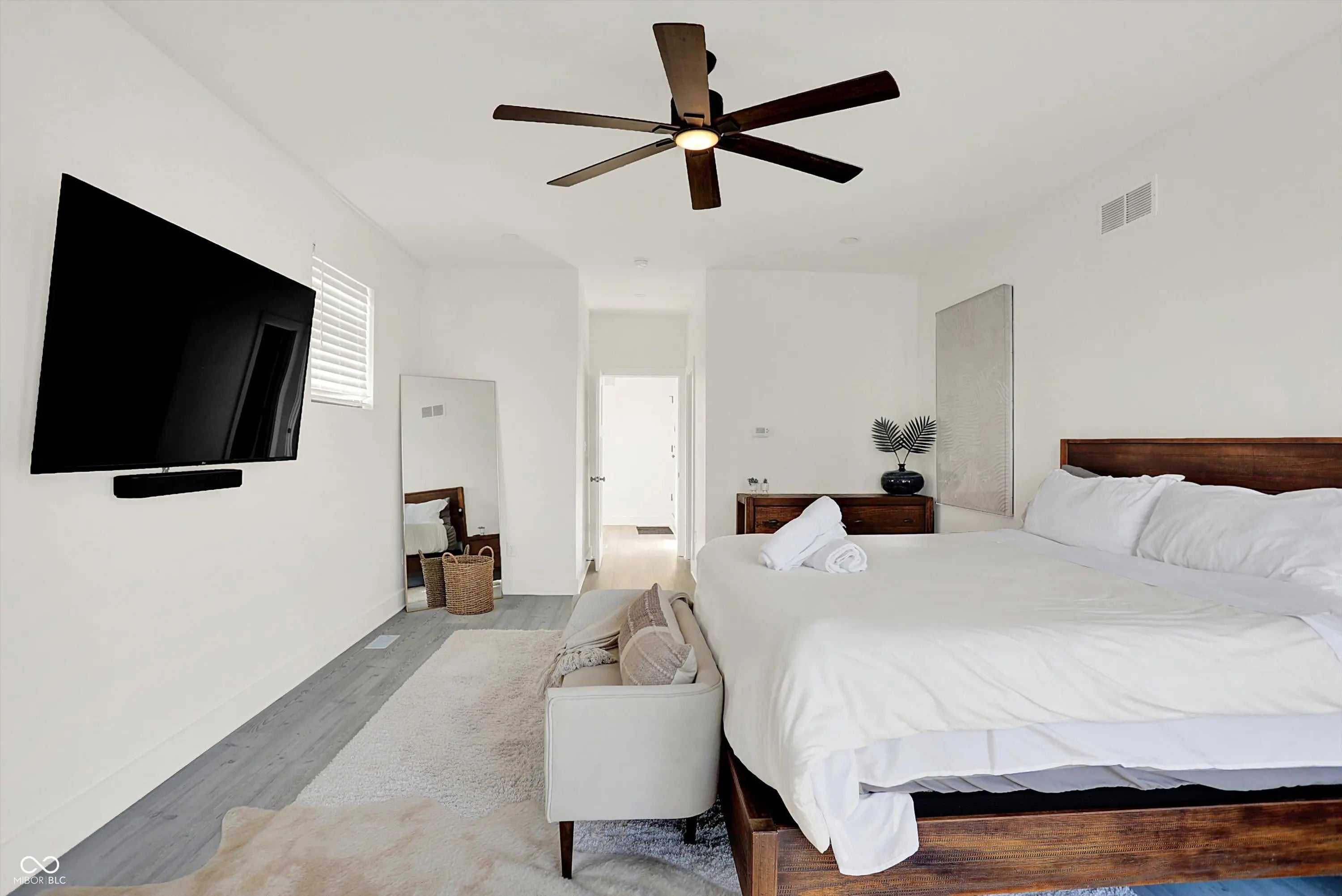 1405 E Vermont Street MLS 22047693 Arsenal Park photo 26