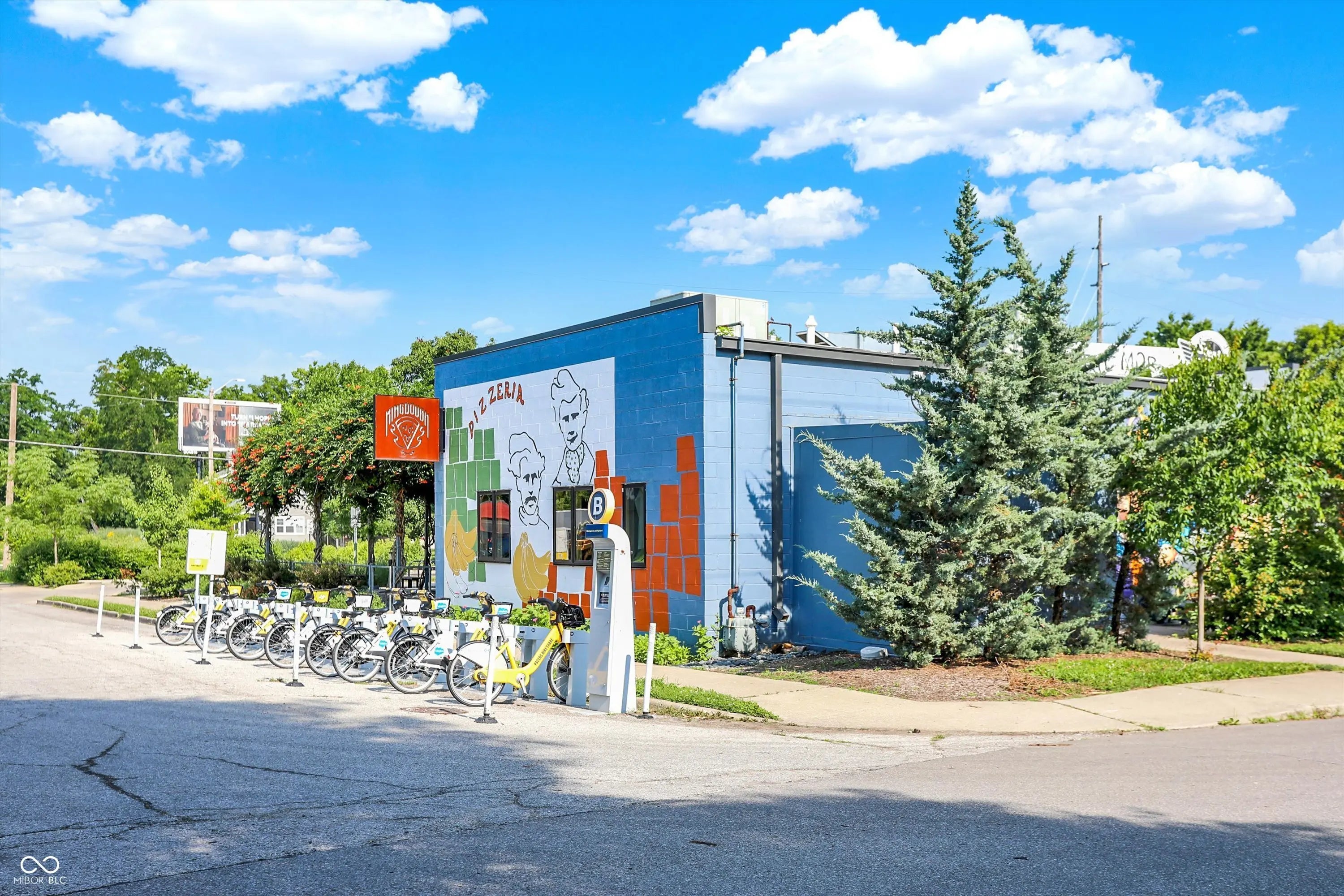 1405 E Vermont Street MLS 22047693 Arsenal Park photo 62