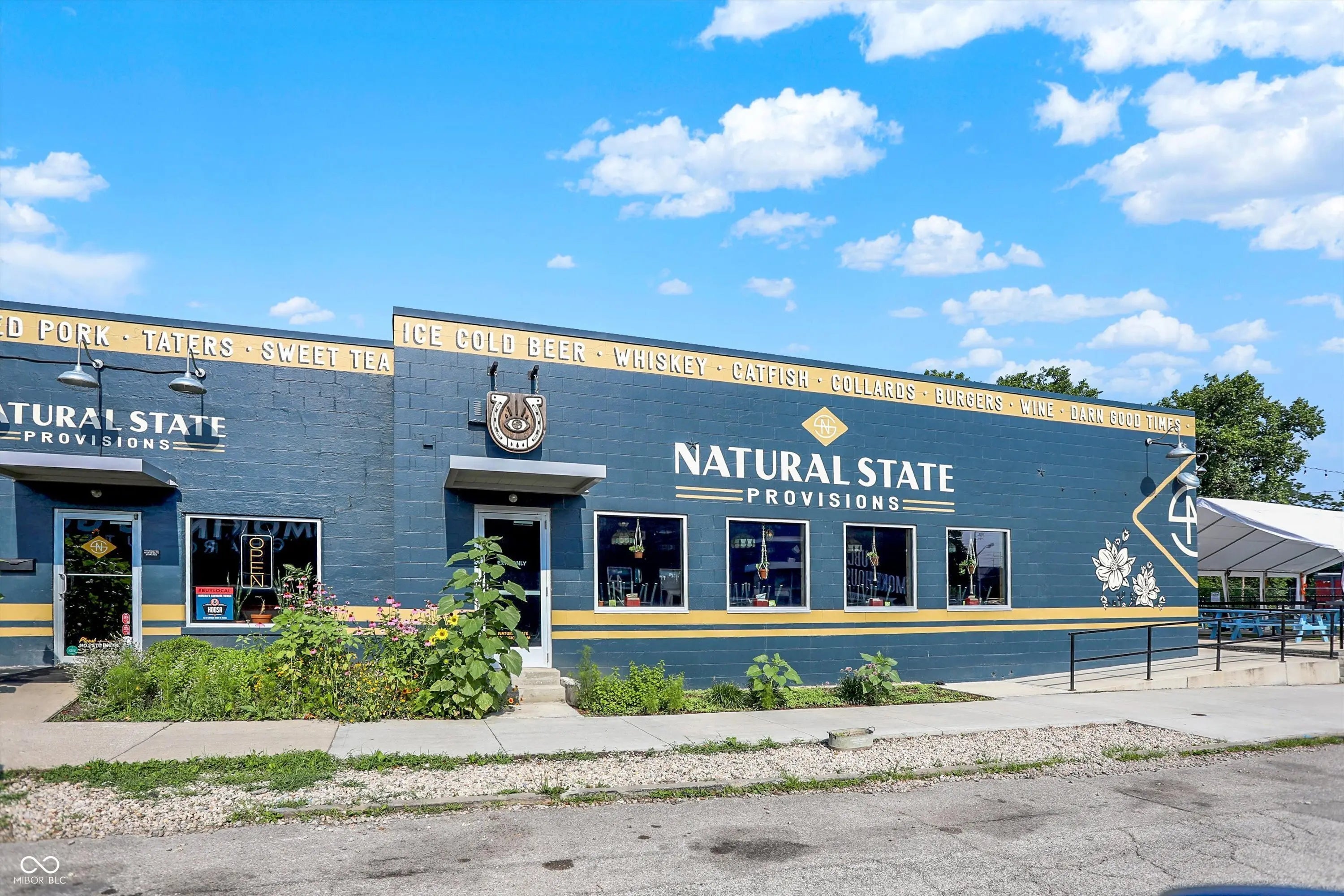 1405 E Vermont Street MLS 22047693 Arsenal Park photo 63