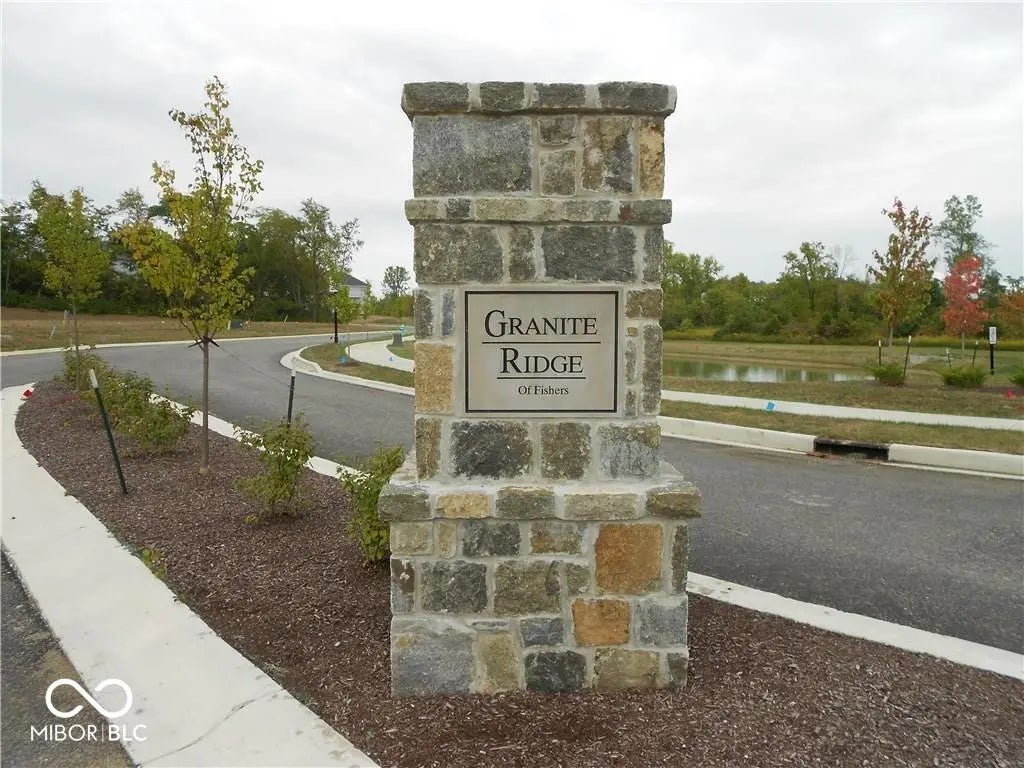 Photo of 12662 Granite Ridge Circle Fishers, IN 46038