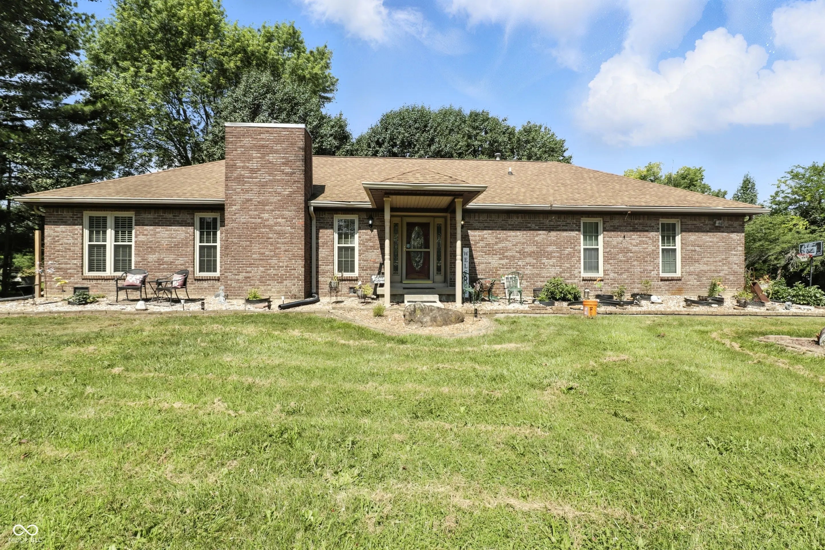 1346 N Buck Creek Road, Greenfield
