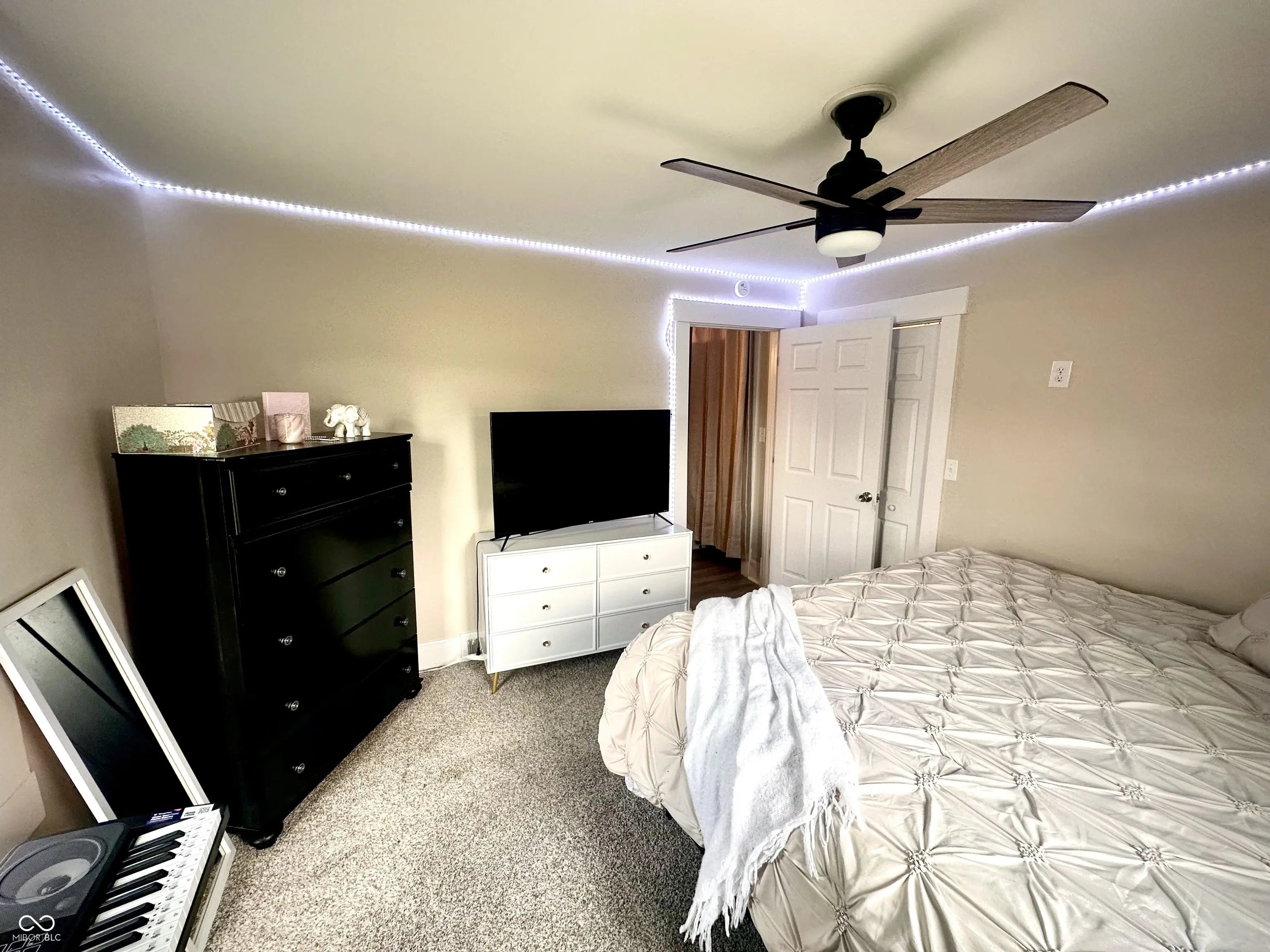 514 E 2nd Street MLS 22047945 Pearson photo 13