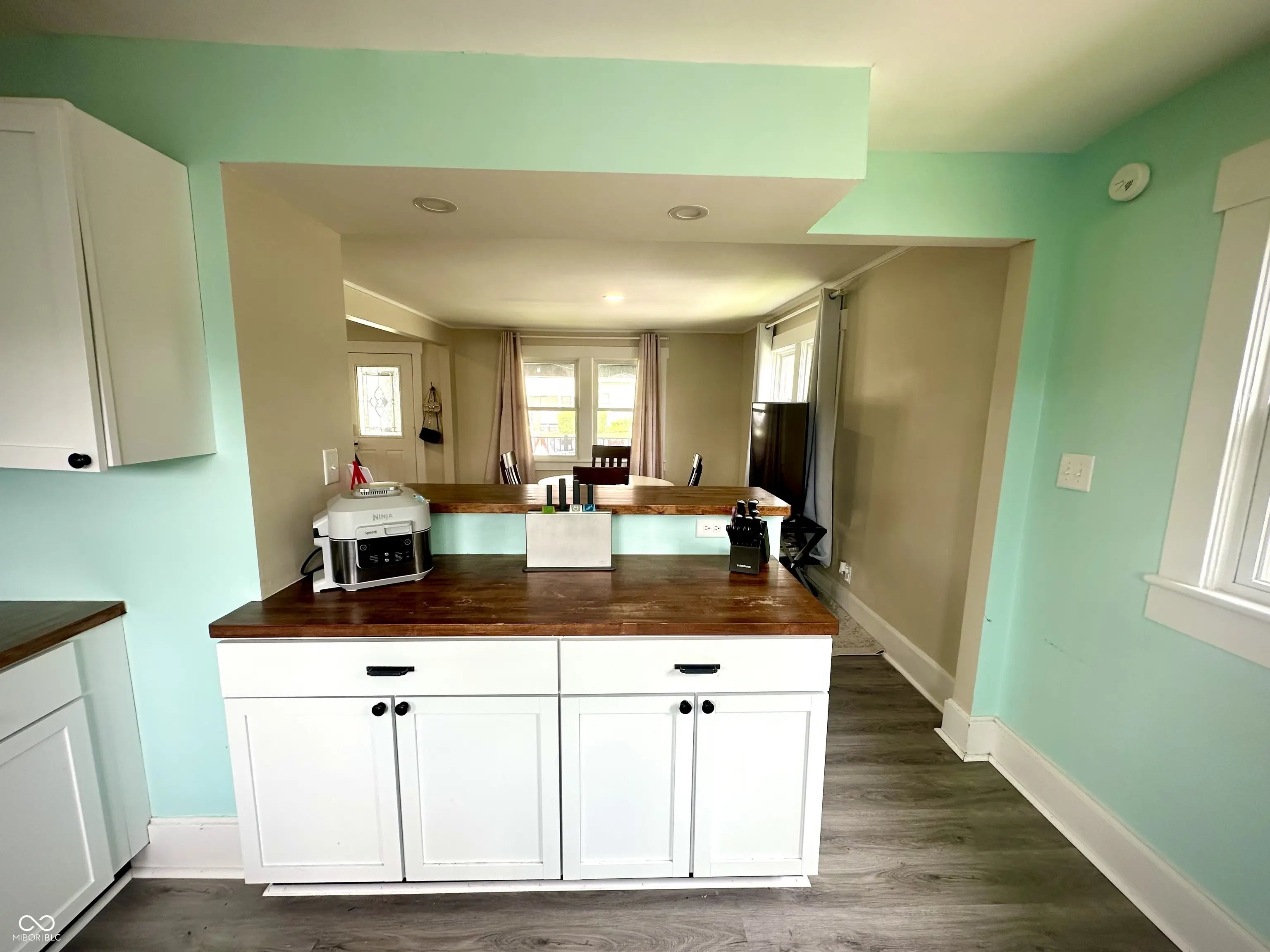 514 E 2nd Street MLS 22047945 Pearson photo 21