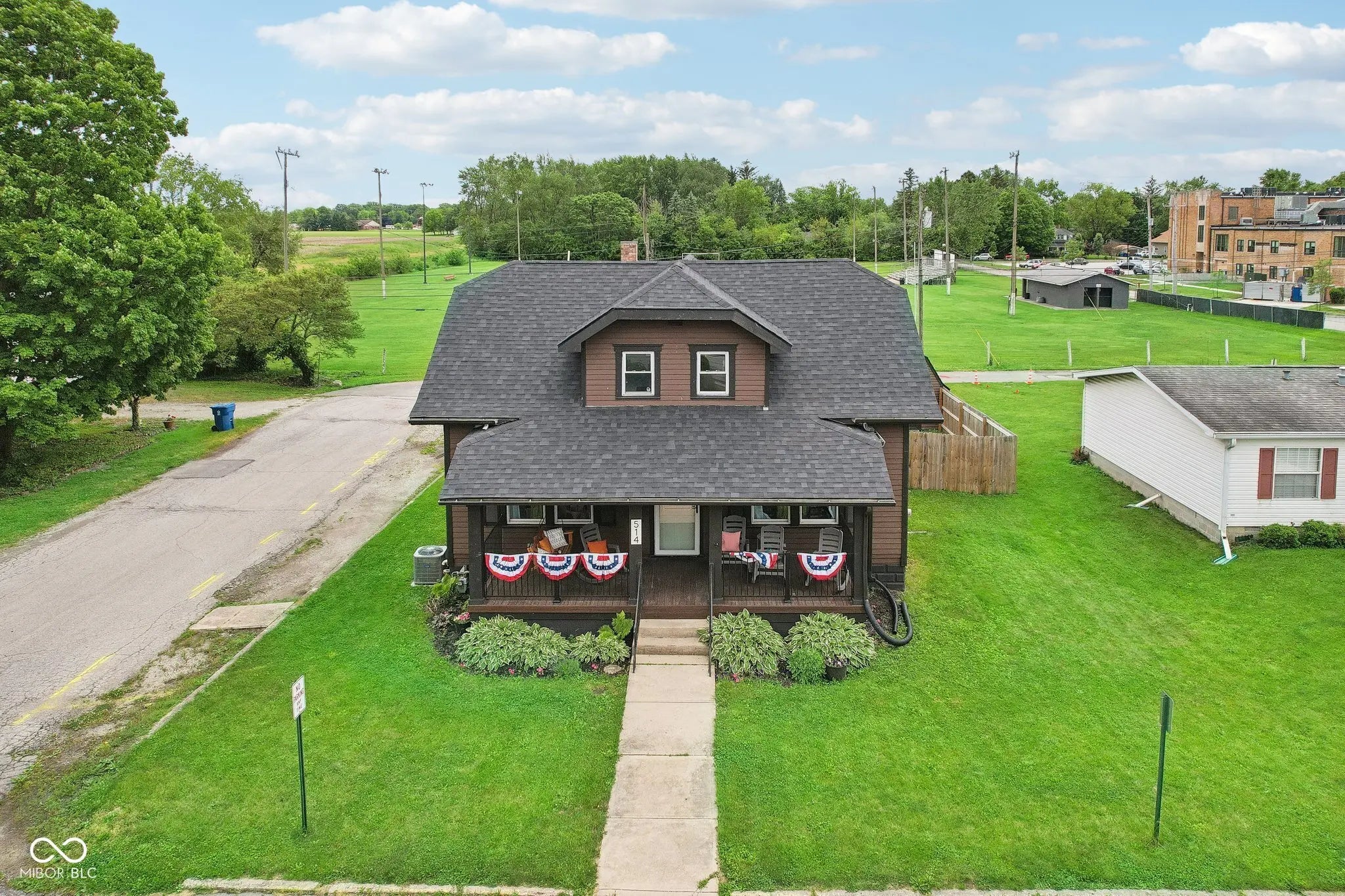 514 E 2nd Street MLS 22047945 Pearson photo 33