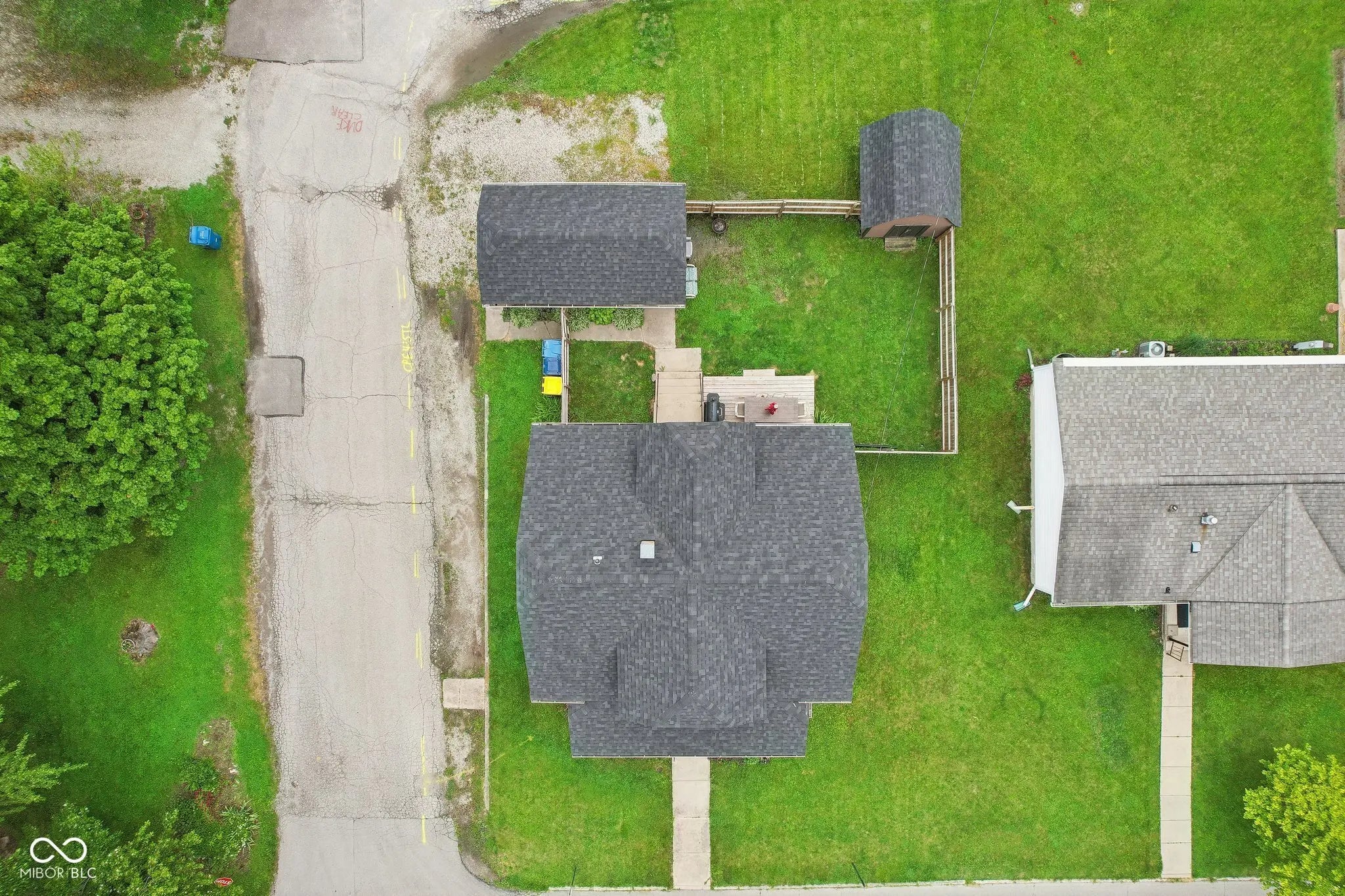 514 E 2nd Street MLS 22047945 Pearson photo 35