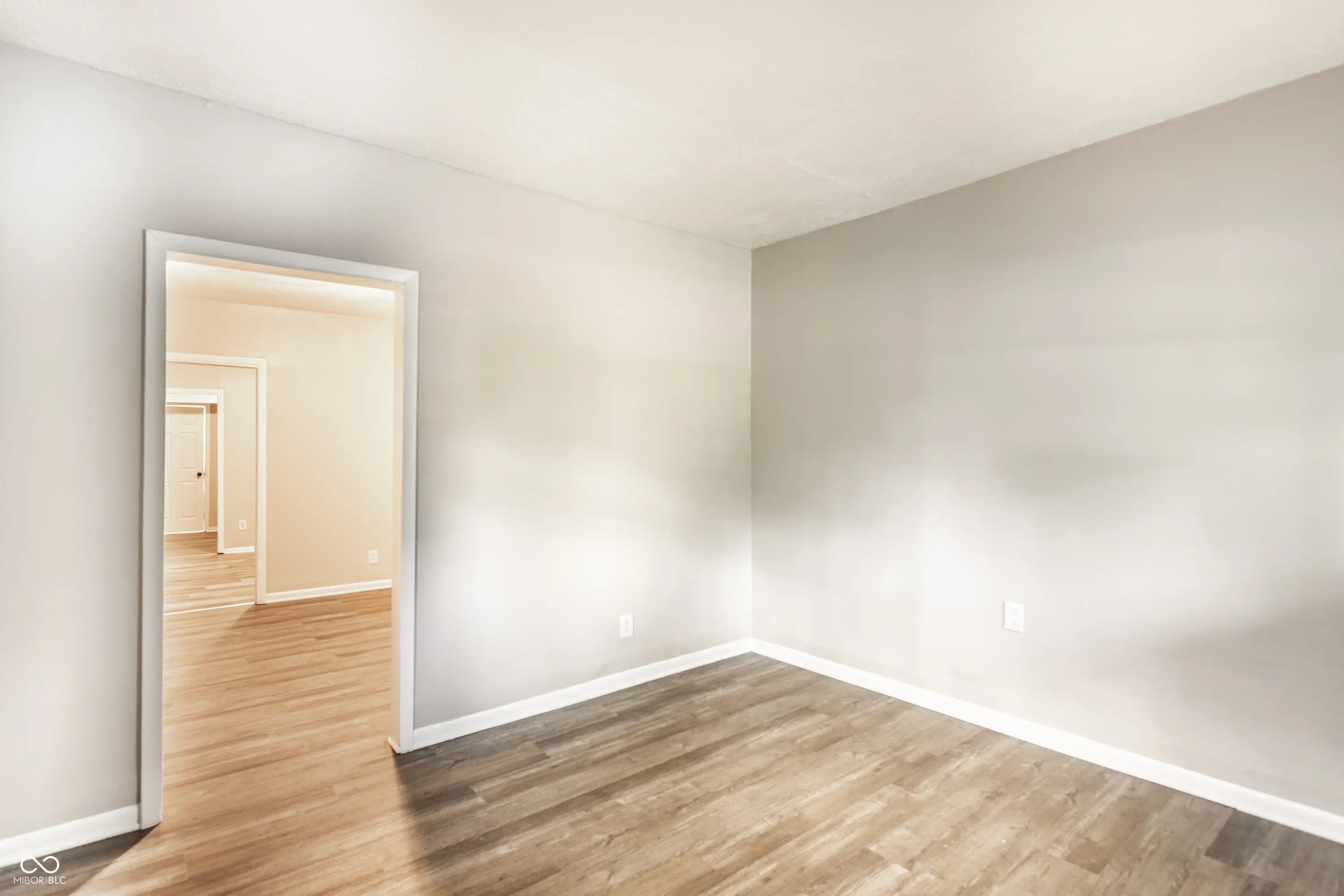 137 S Sheridan Avenue MLS 22048037 Tilford & Thrashers photo 10