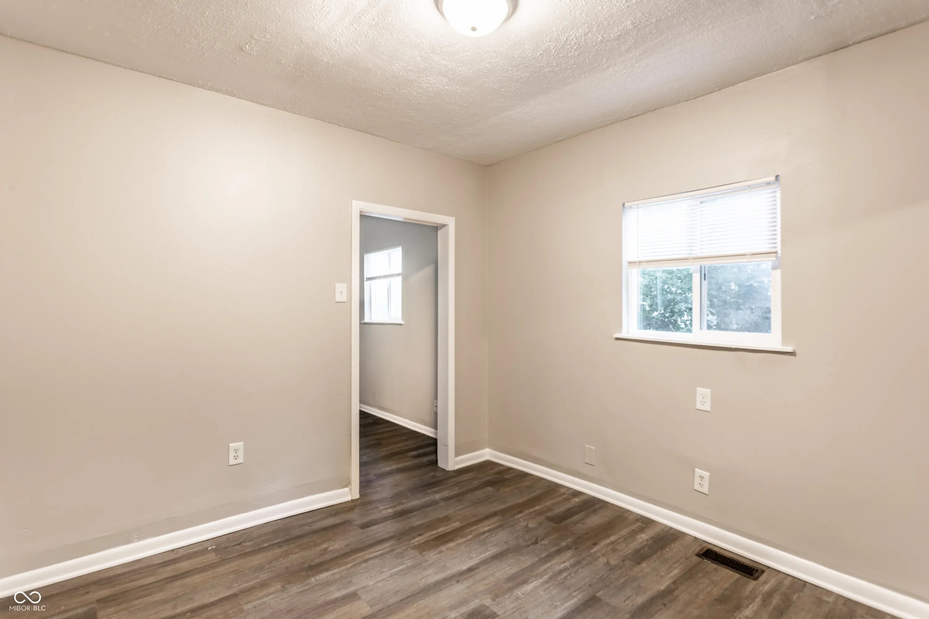 137 S Sheridan Avenue MLS 22048037 Tilford & Thrashers photo 13