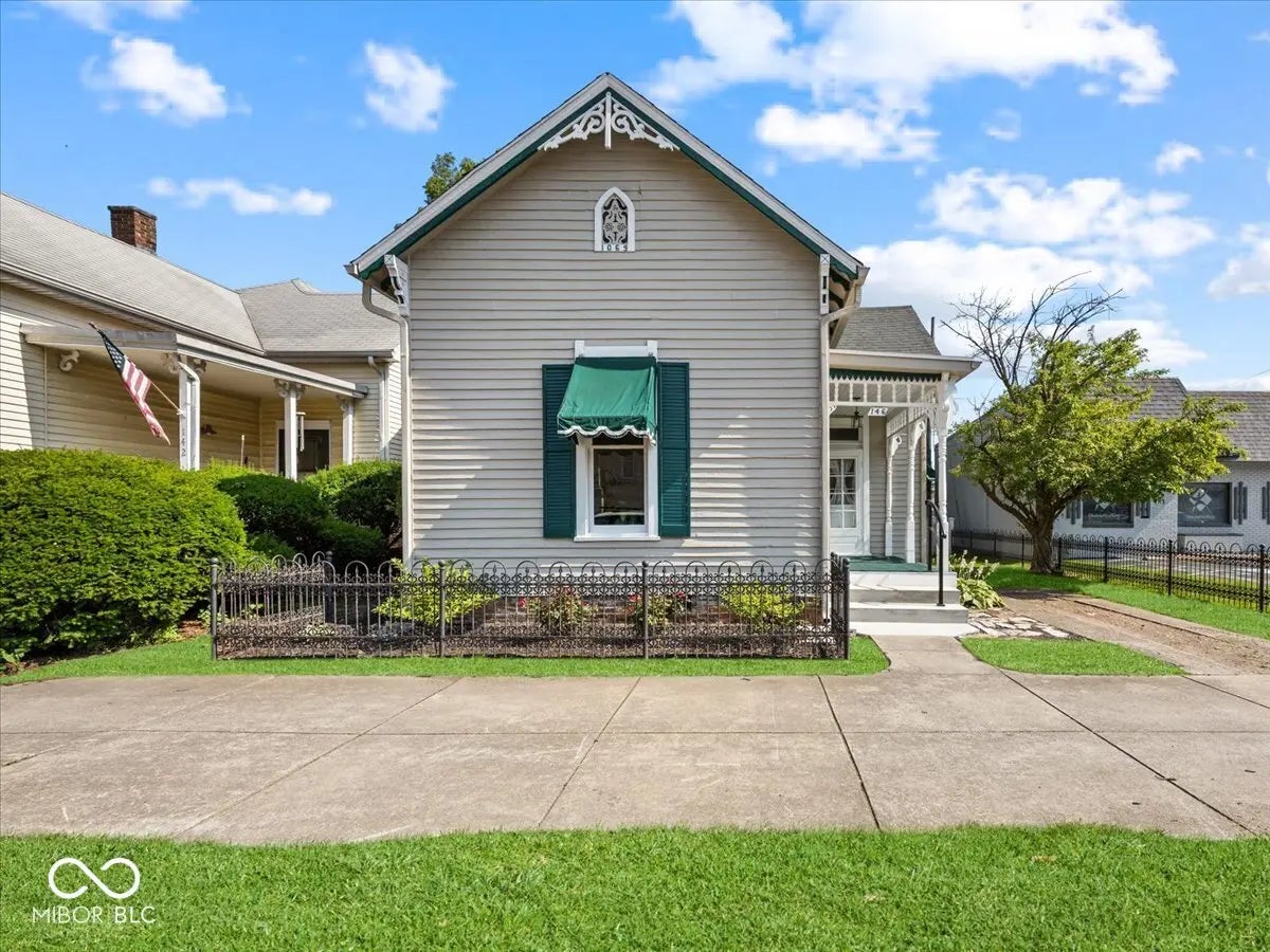 146 E Broadway Street, Shelbyville