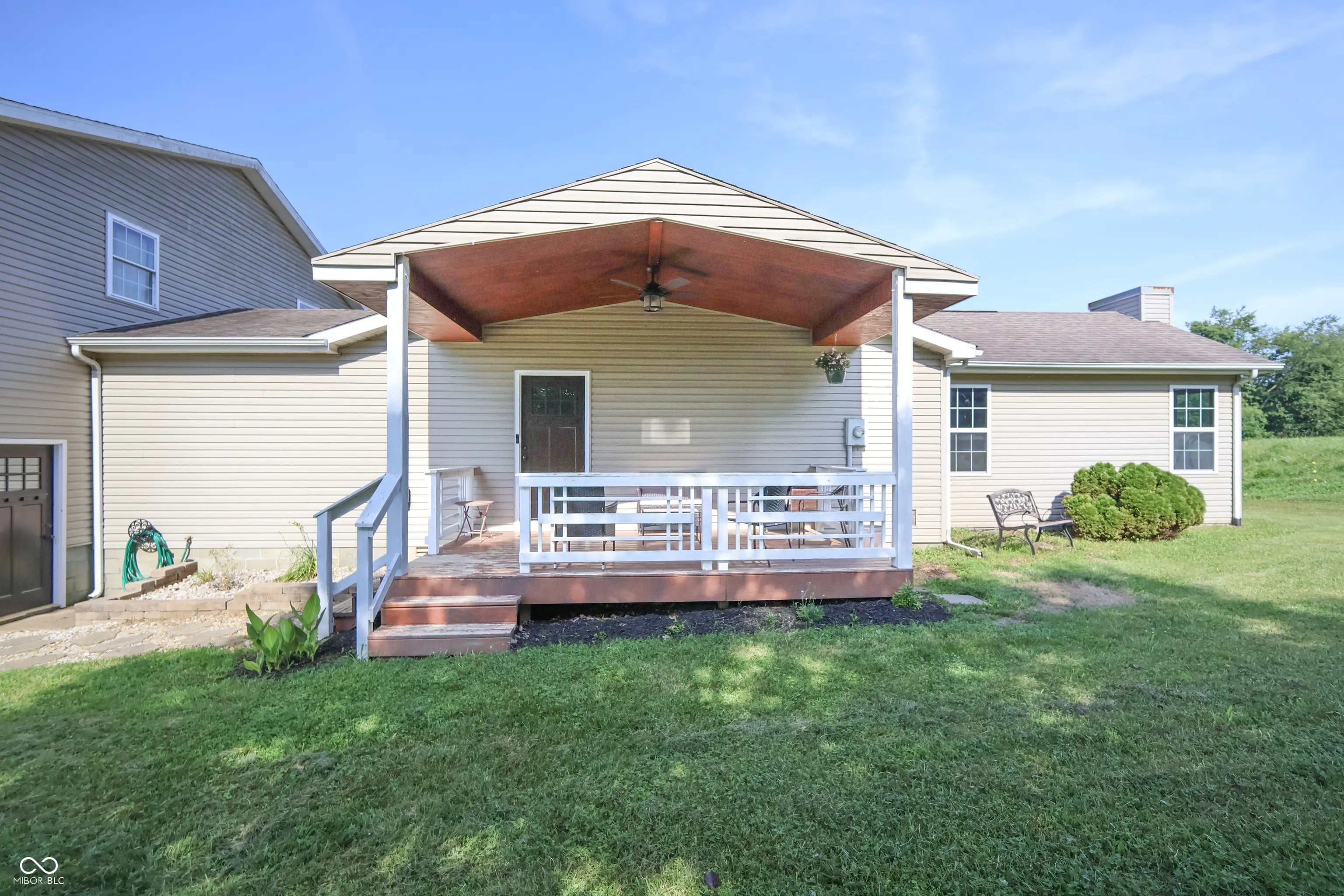 4340 W County Rd 1100 S, Paris Crossing