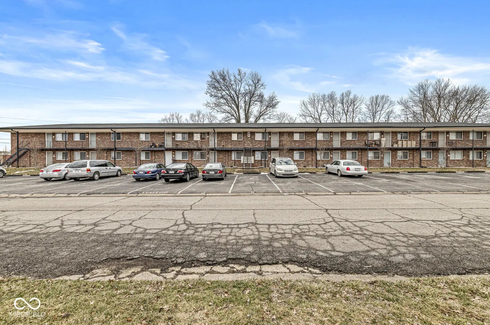 10301 Medallion Drive 110, Indianapolis
