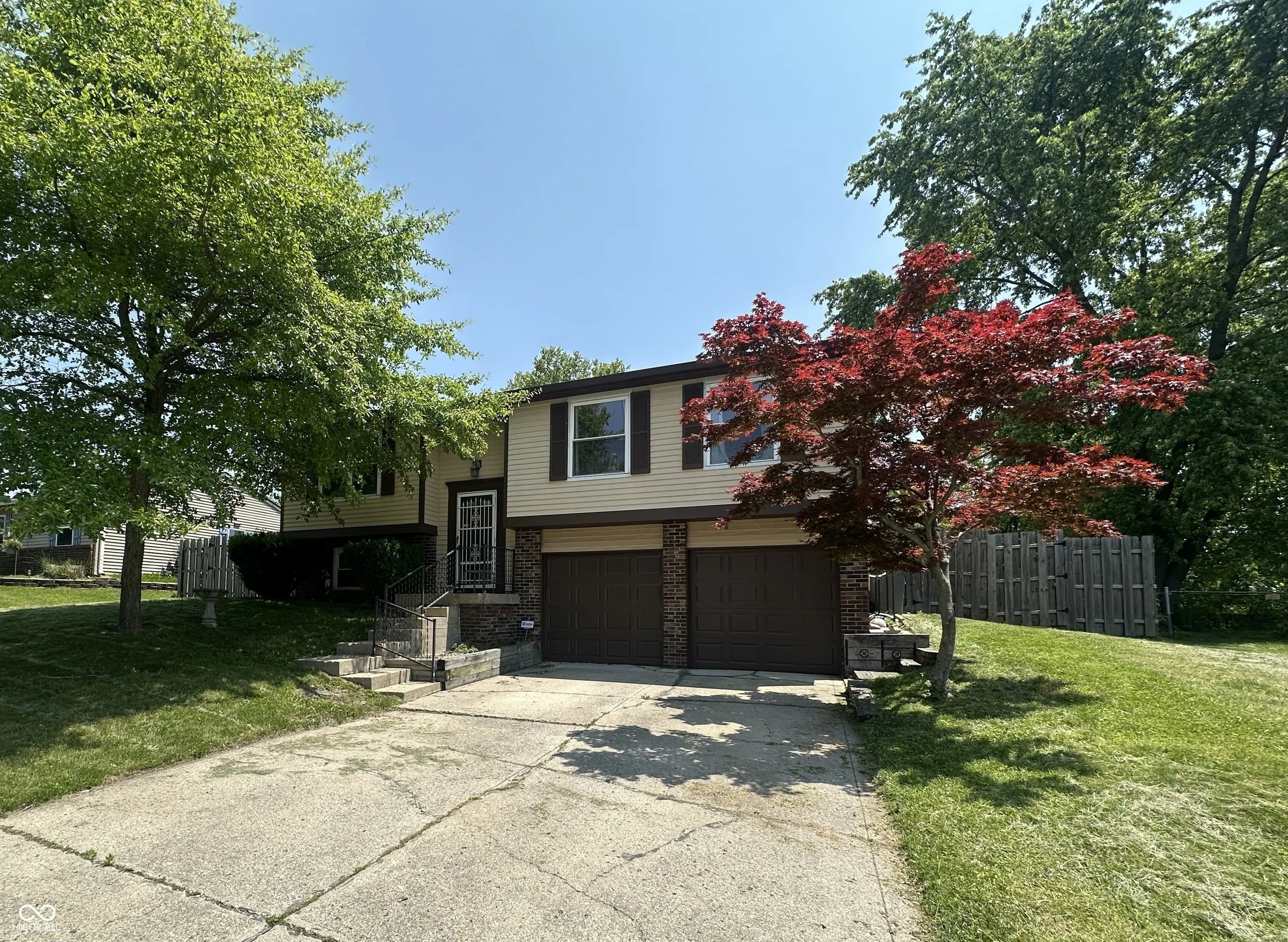 7607 Ardwell Court, Indianapolis