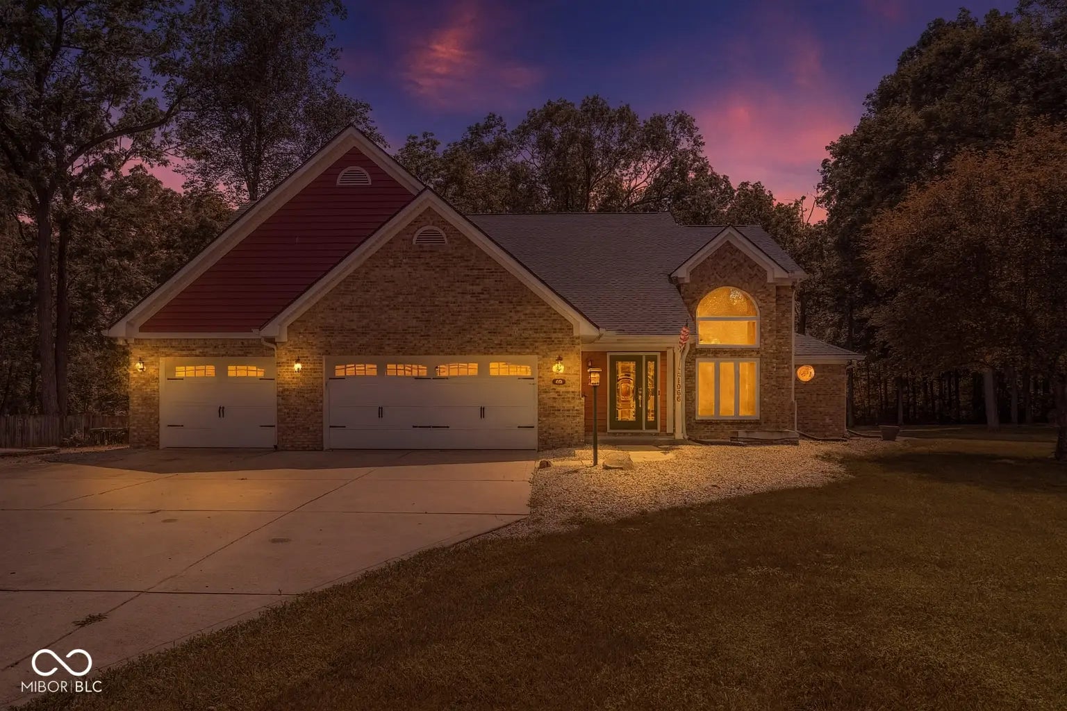 1066 N Dogwood Way, Greenfield
