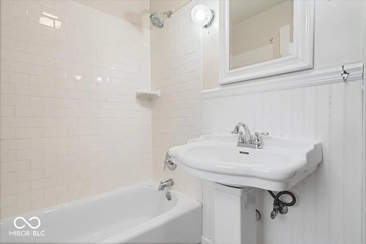 4652 N Kenwood Avenue MLS 22048154 Arthur V Brown S East Meridian H photo 21