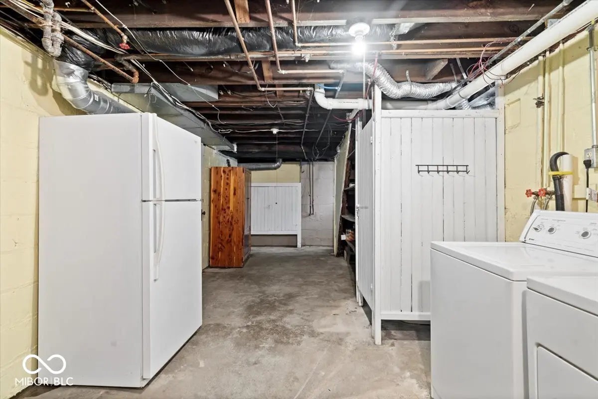 4652 N Kenwood Avenue MLS 22048154 Arthur V Brown S East Meridian H photo 32