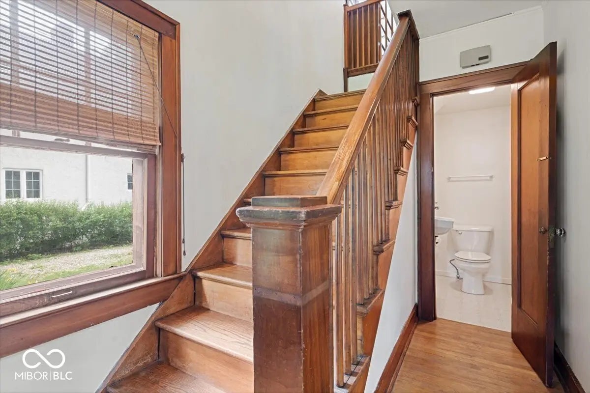 4652 N Kenwood Avenue MLS 22048154 Arthur V Brown S East Meridian H photo 4