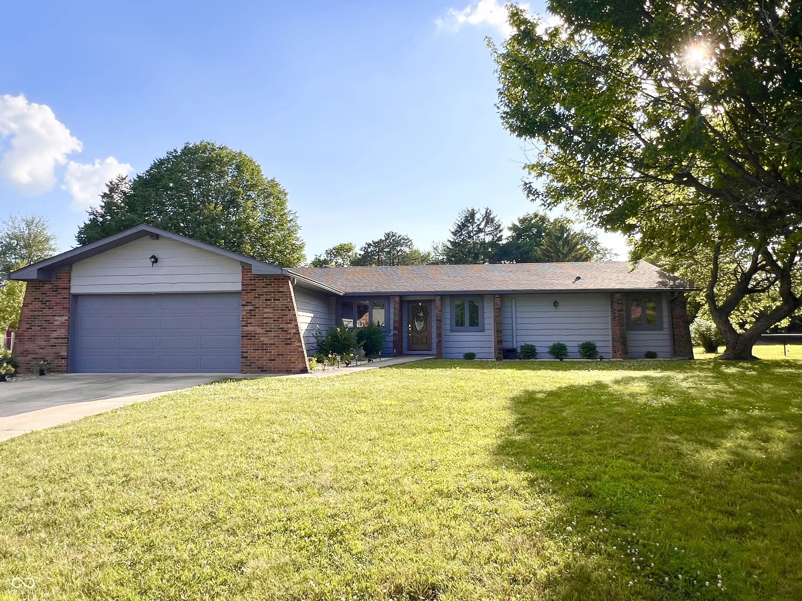 1000 Monteray Road, Greenwood