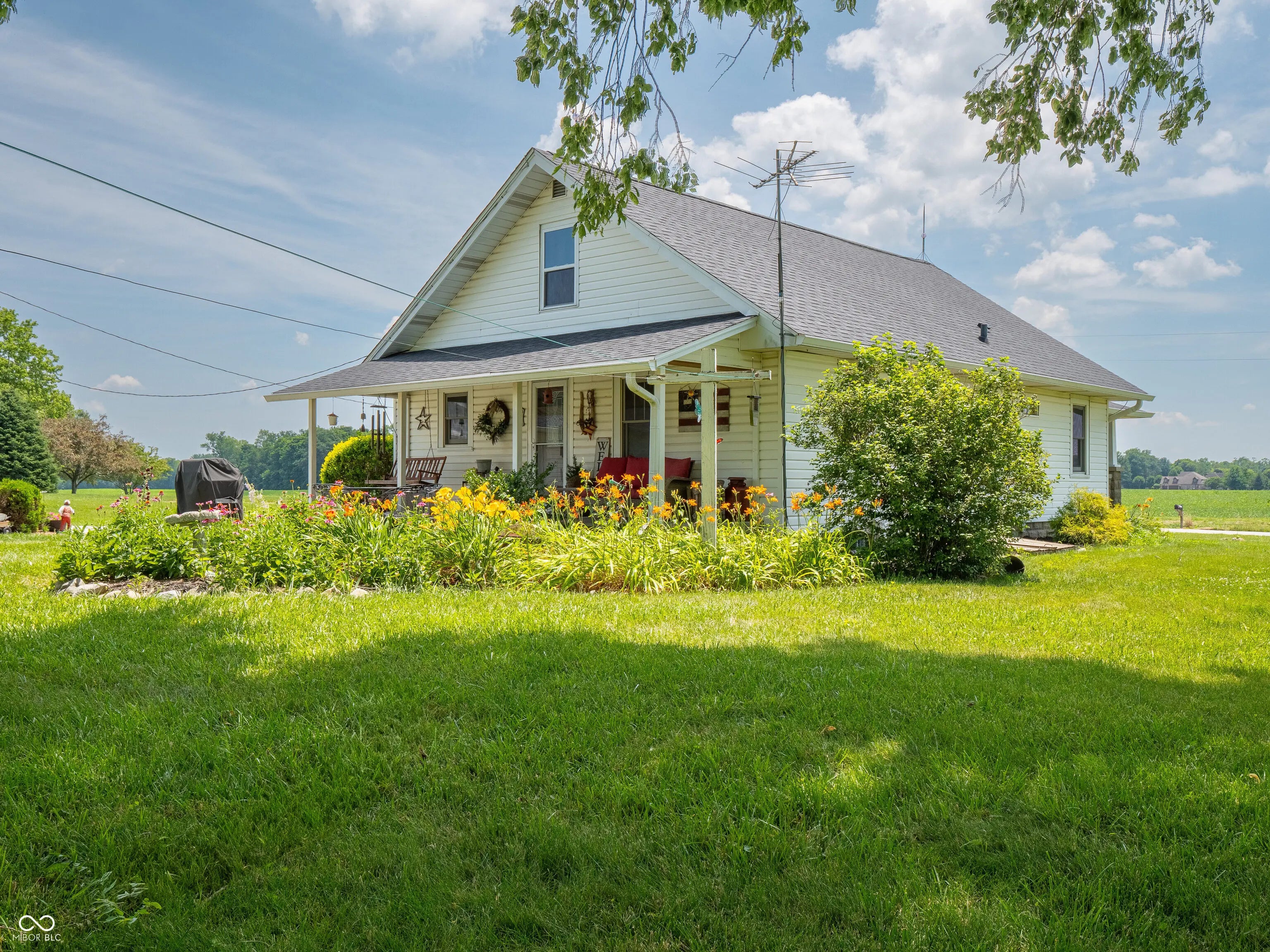 1556 E 400 S, Greenfield