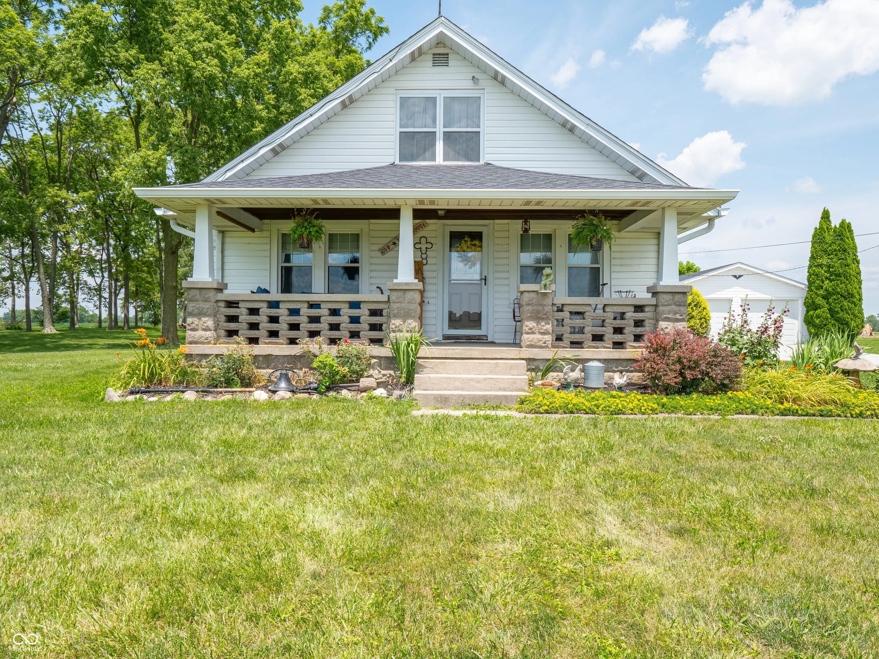 1556 E 400 S, Greenfield