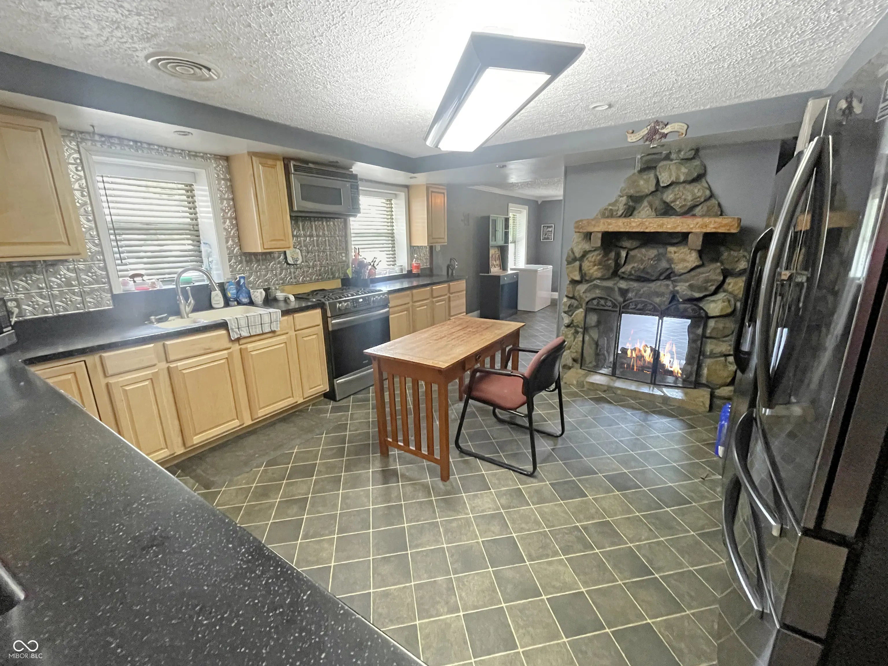 1446 W State Highway 46 MLS 22048776 No Subdivision photo 4